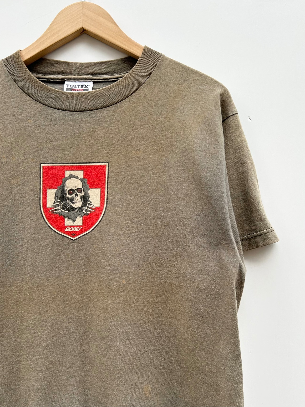 90s BONES "Skull" Tee Size M