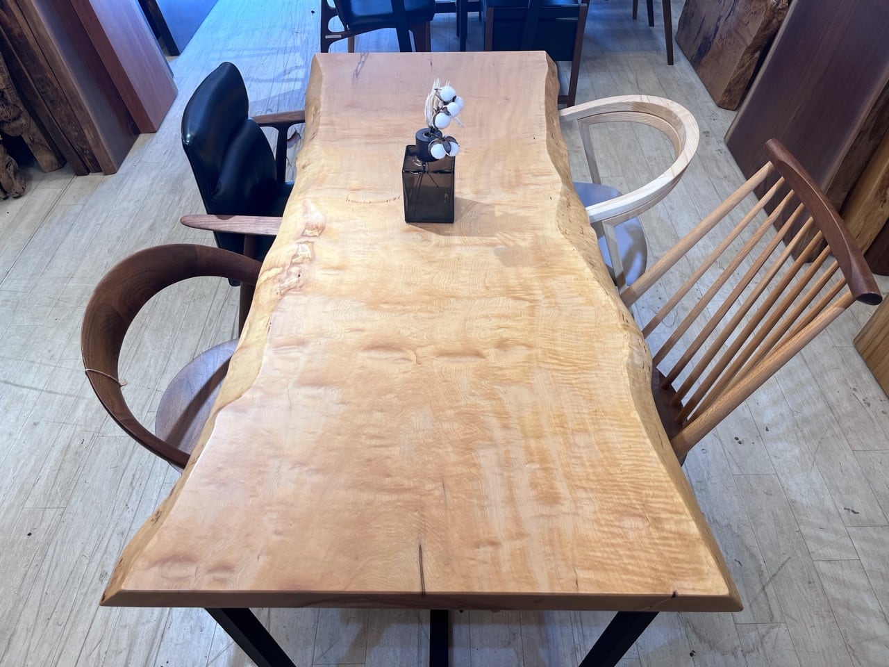 OUTLET】栃（トチ）_1650×700-550-780×53_新宿店_テーブル天板/一枚板