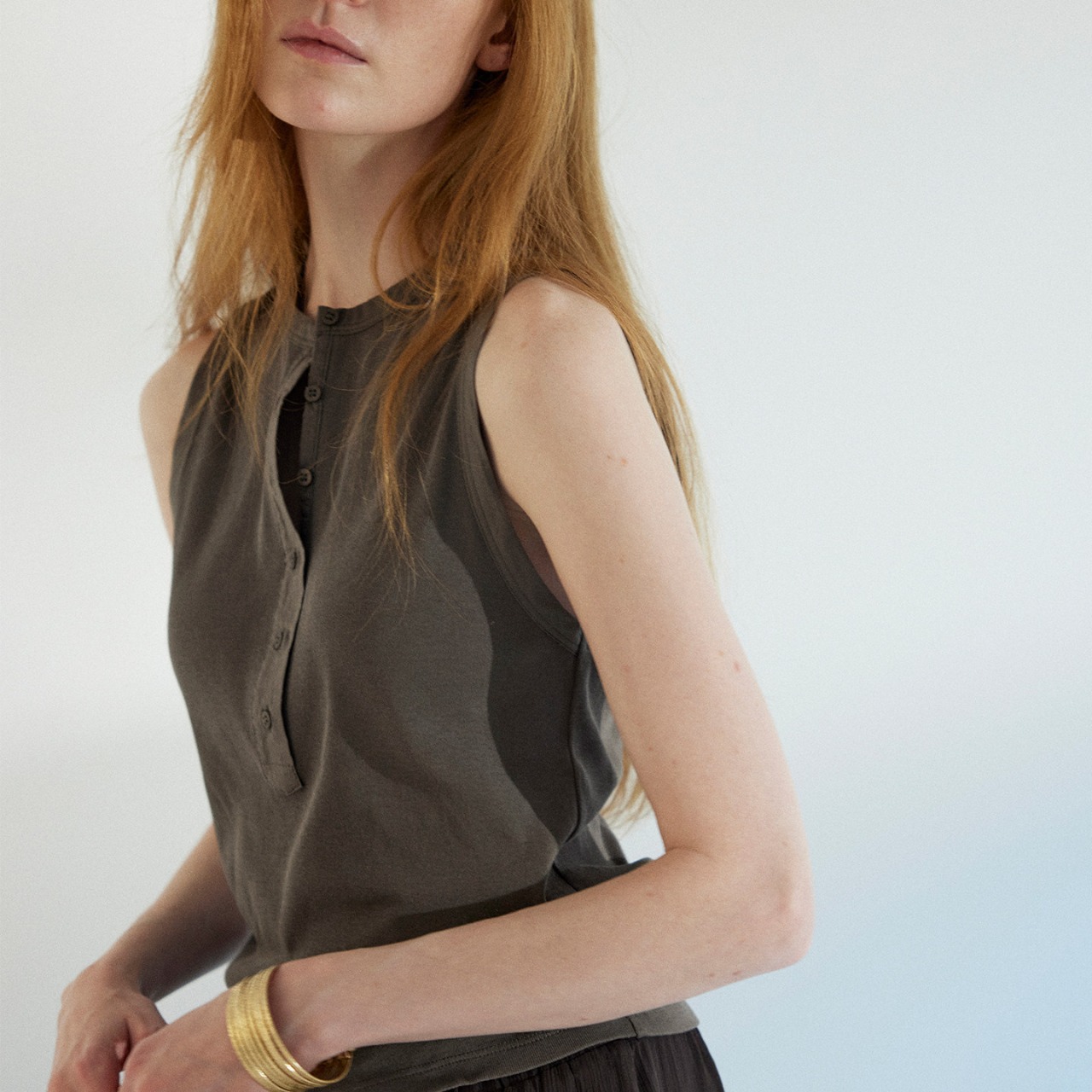 Button Front Sleeveless  Cut and Sew  T4430