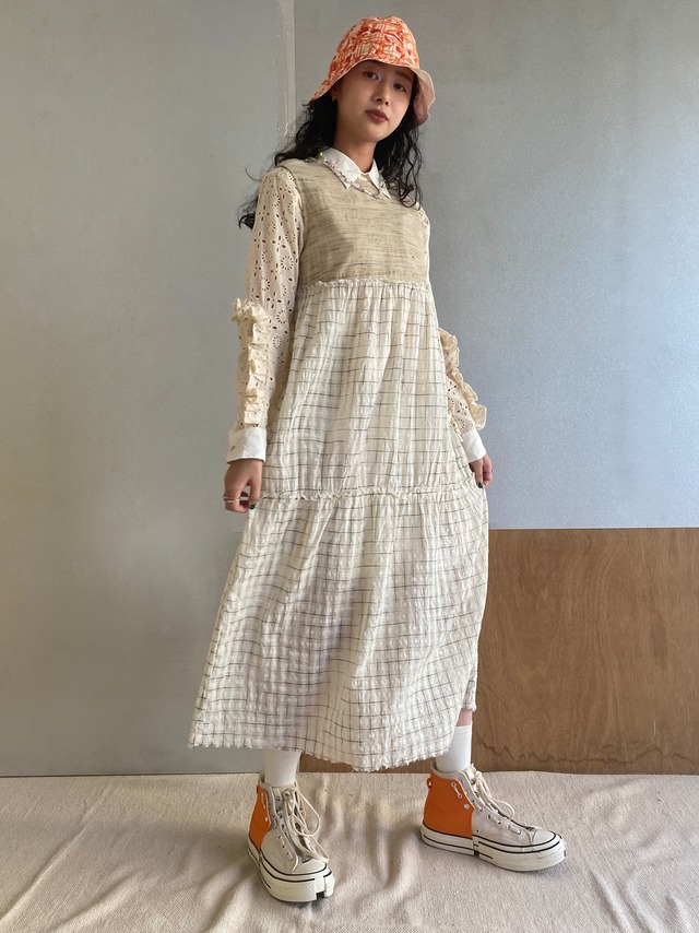 Sleeveless gather long dress with a color scheme "natural &  white check"khadi silk