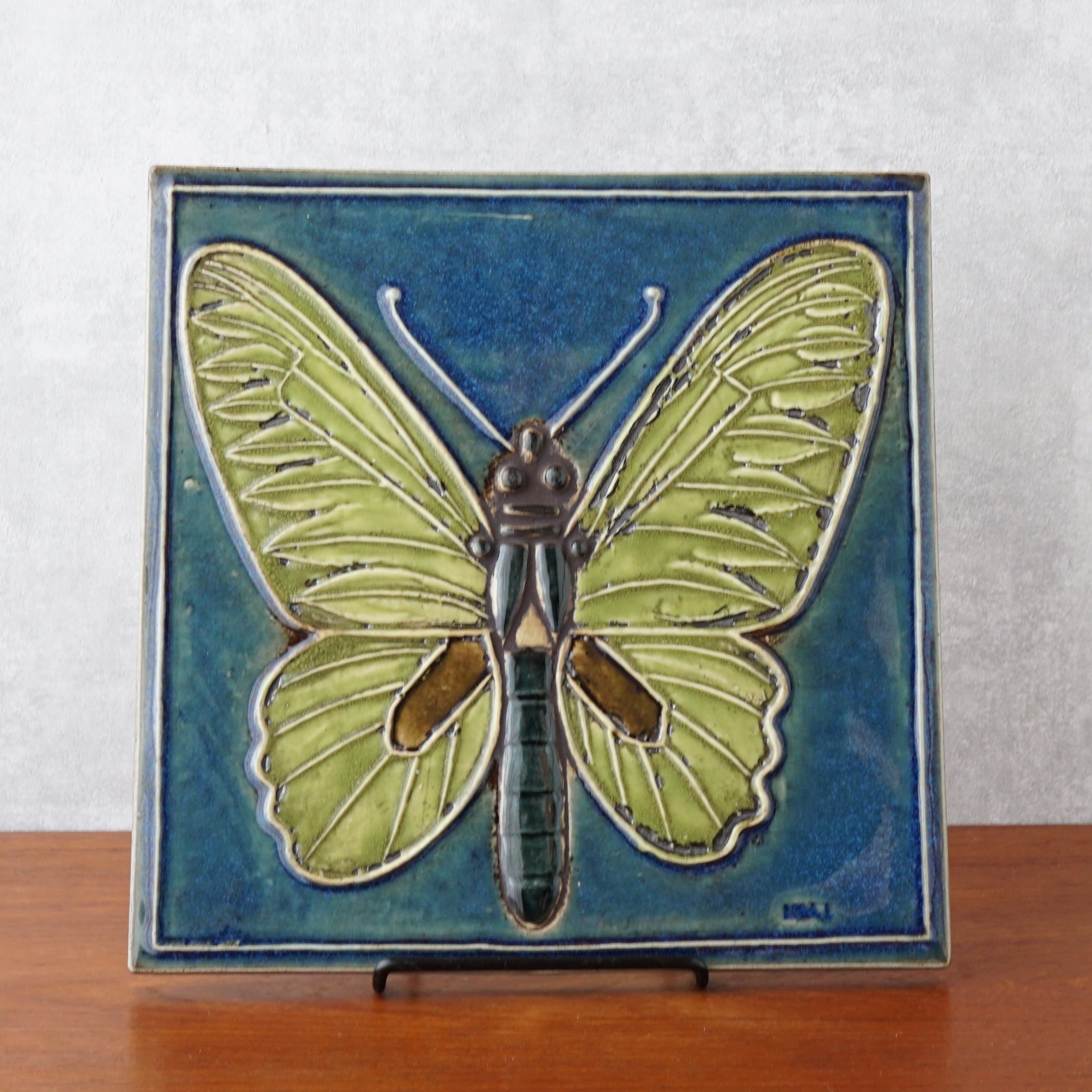 主な素材陶器美品　リサラーソン　ビンテージ　蝶陶板