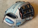 2026年限定モデル The Wannabe Hero DW5型【Wilson】軟式用グラブ ［Wilson直伝型付け］ネイビー×グレーSSS