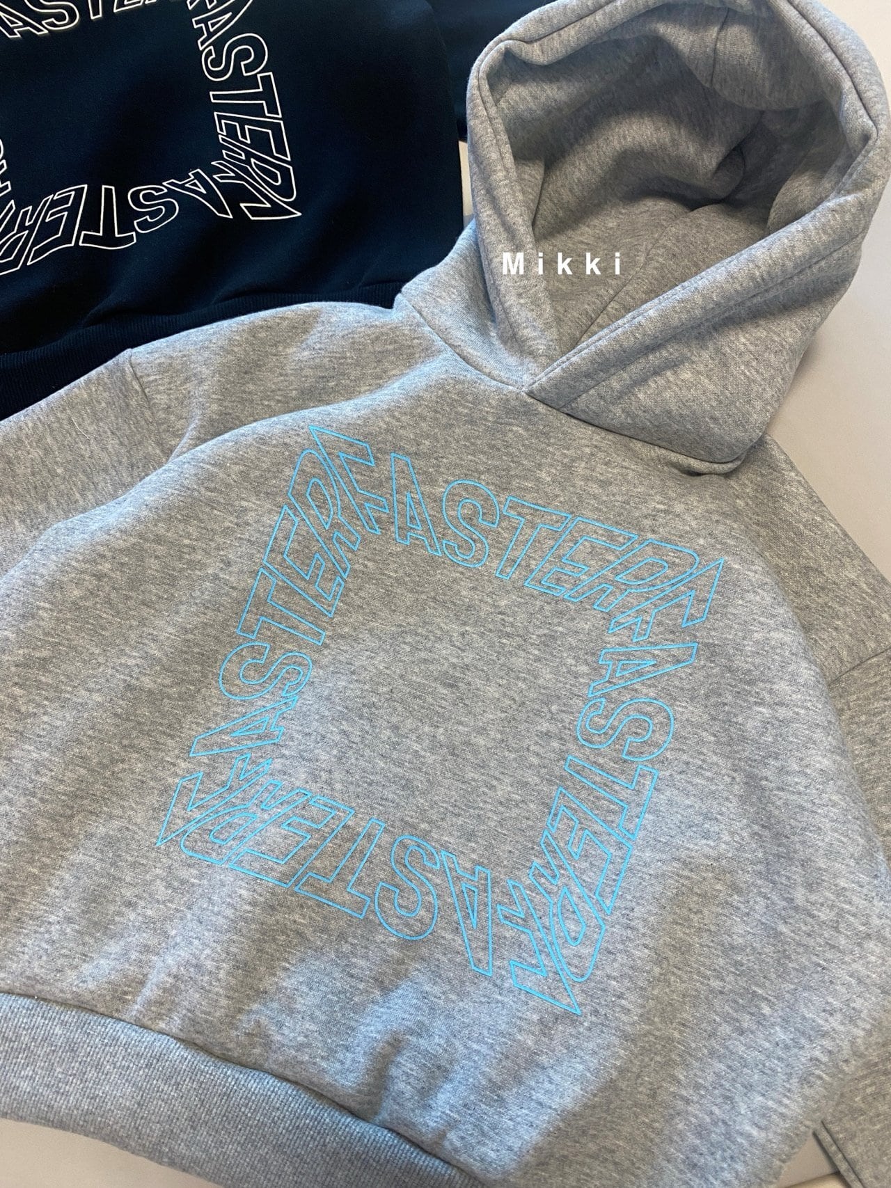 ※11/21まで5%OFF予約【mikki】faster hoodie/S-4XL