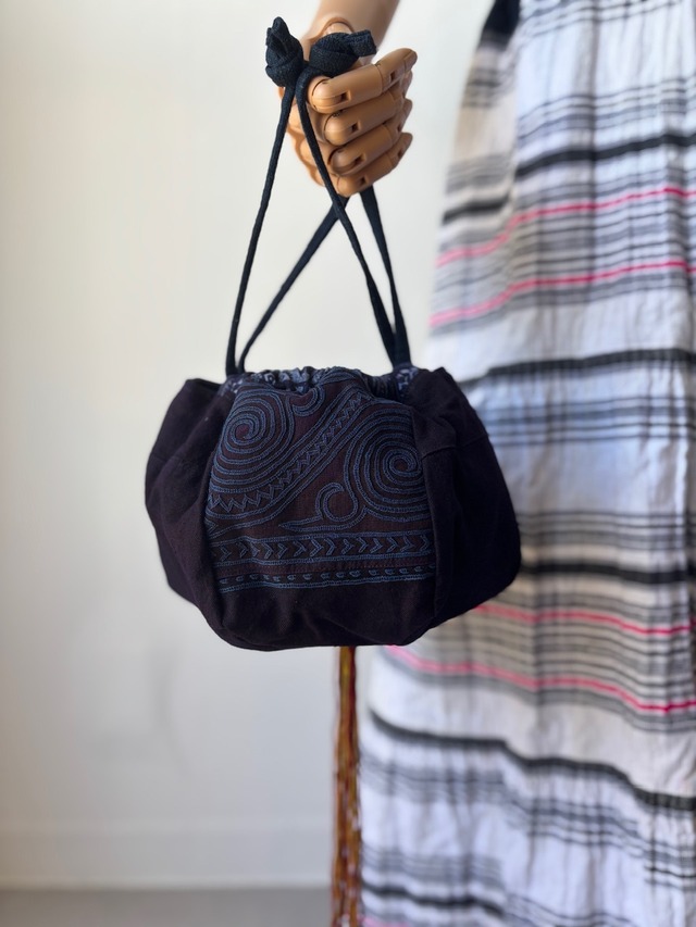 ロッカク ハニ族 チェーンステッチ刺繍 バック