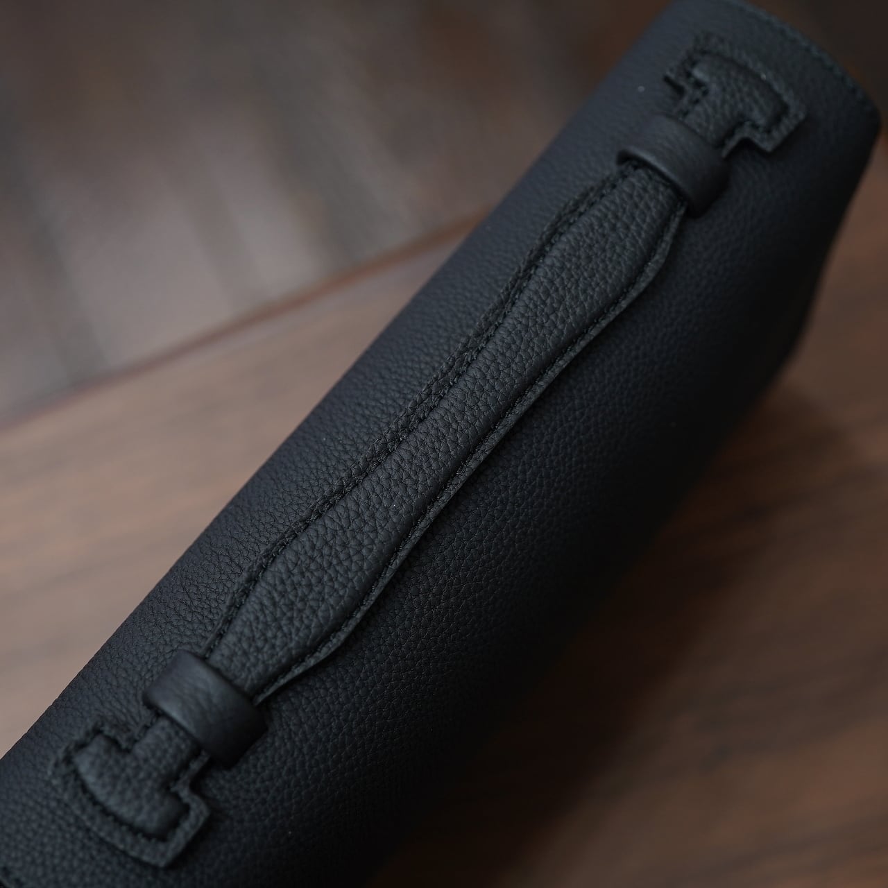 ル・ボナー ポーチピッコロ シュランケンカーフ ブラック | CIRCLE