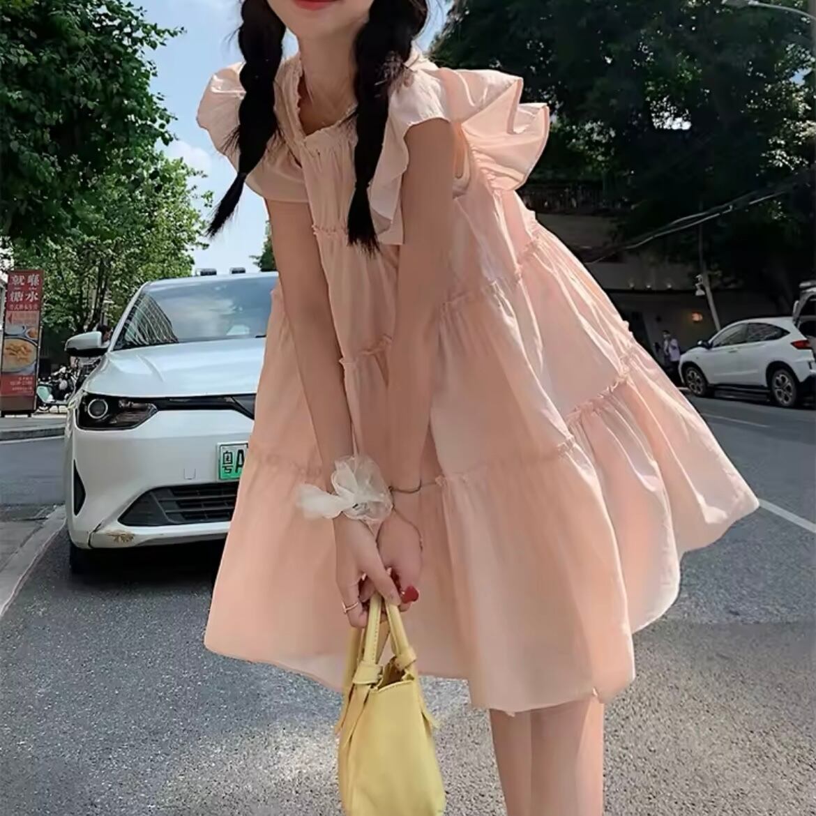 フリルフレンチスリーブティアードワンピース