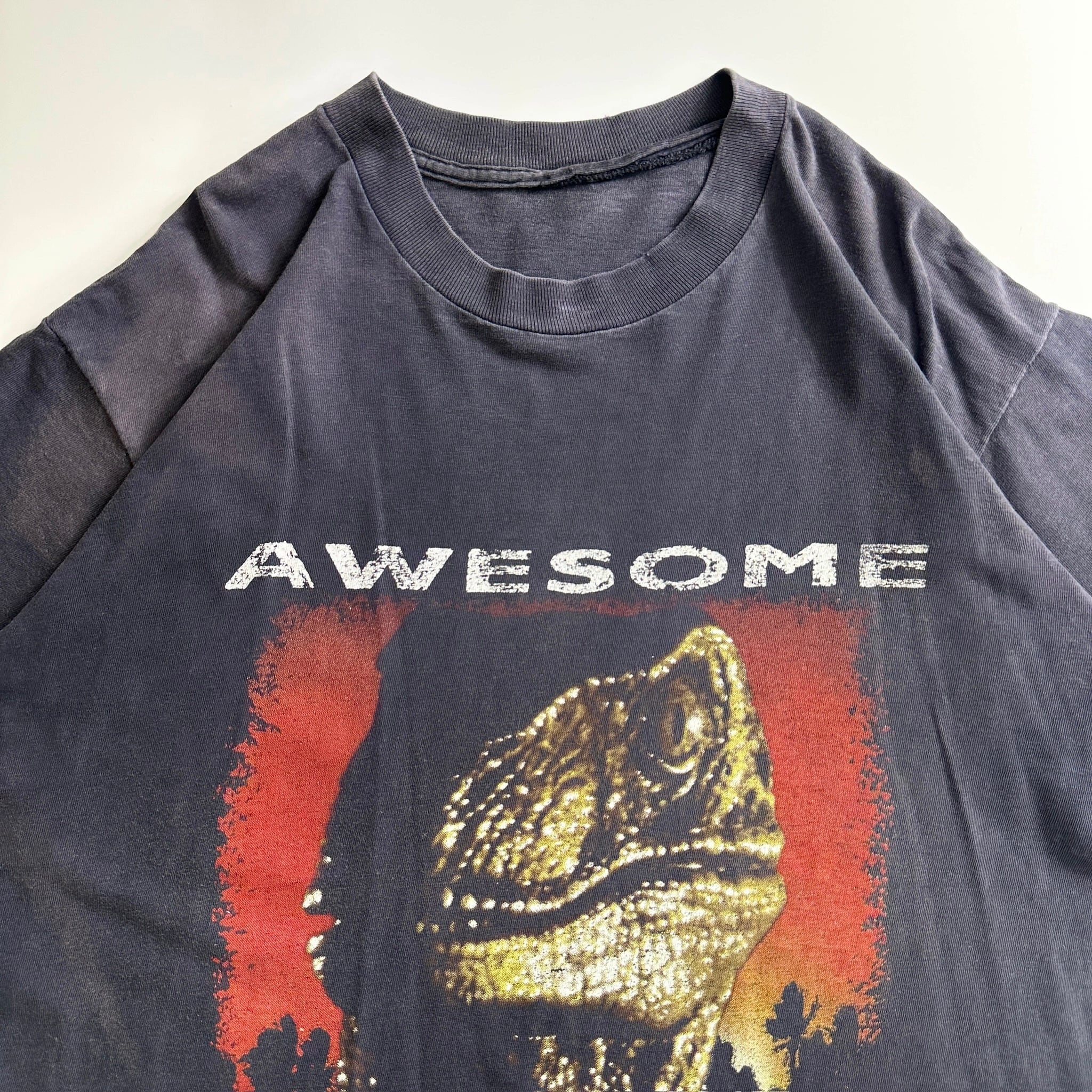 90s Jurassic Park Velociraptor T-Shirt