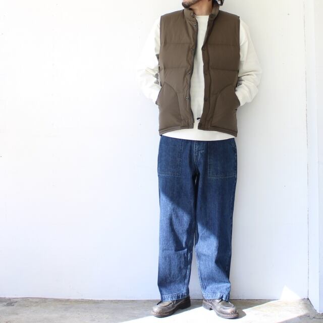 美品 ZANTER ダウンベスト 800フィルパワー オリーブ ZANTER JAPAN ダウンベスト DOWN VEST （Olive） | C.COUNTLY