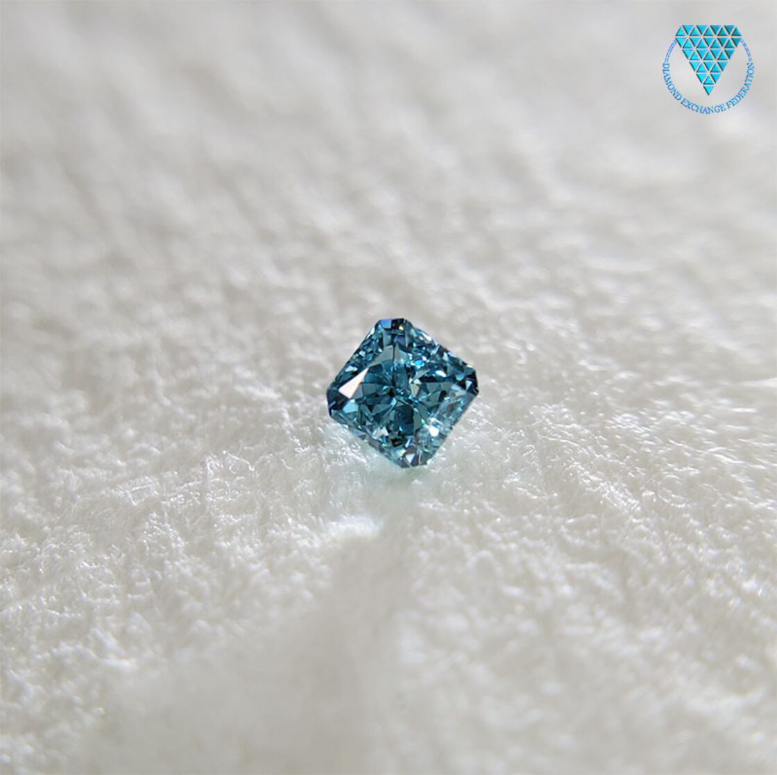 0.05 ct FANCY VIVID GREEN BLUE GIA 天然 グリーン ブルー 