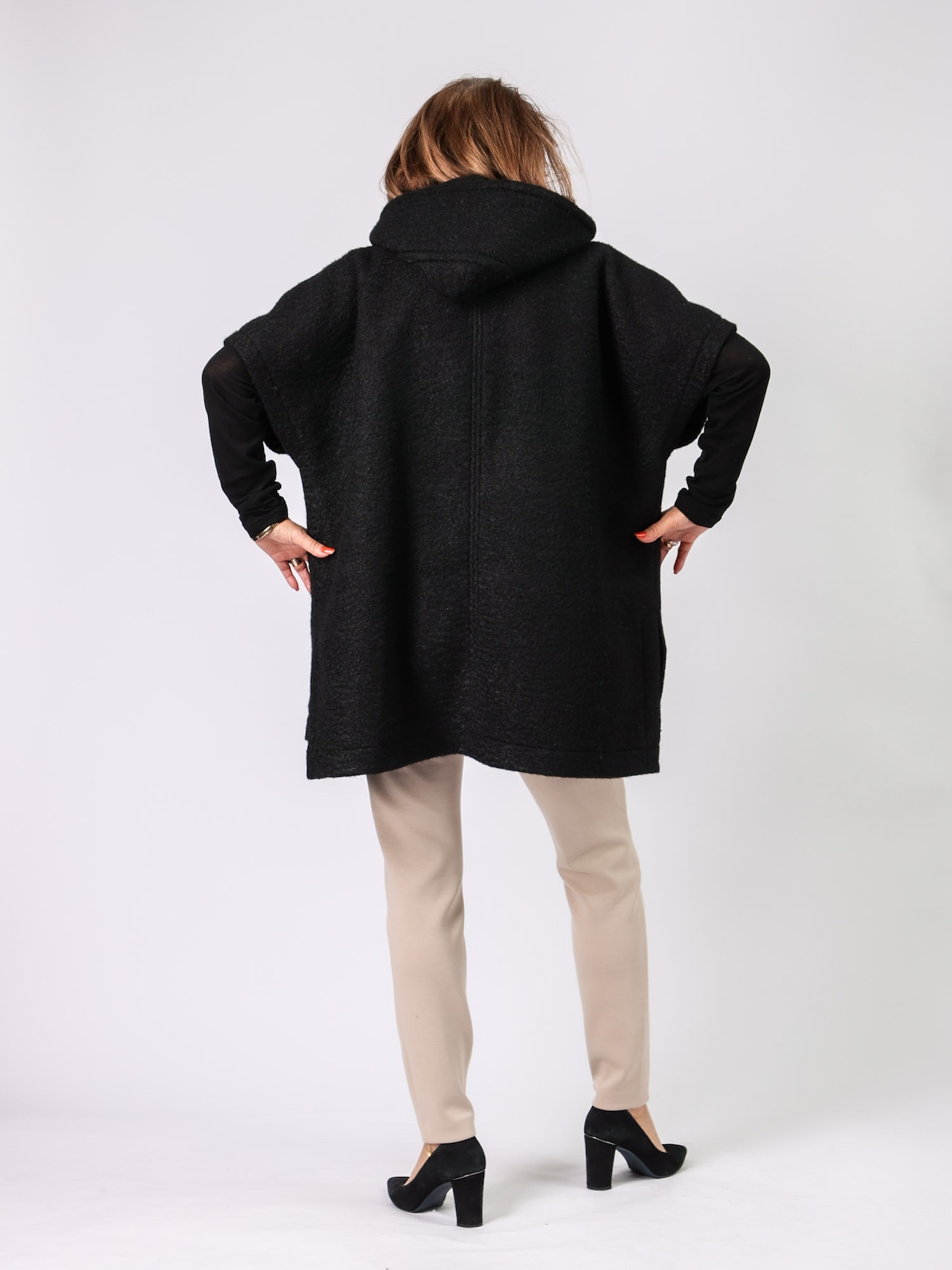 BEATRICE(スタンドフードポンチョ)