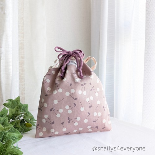 シュっと開けられるUD巾着（大）【サクランボ】