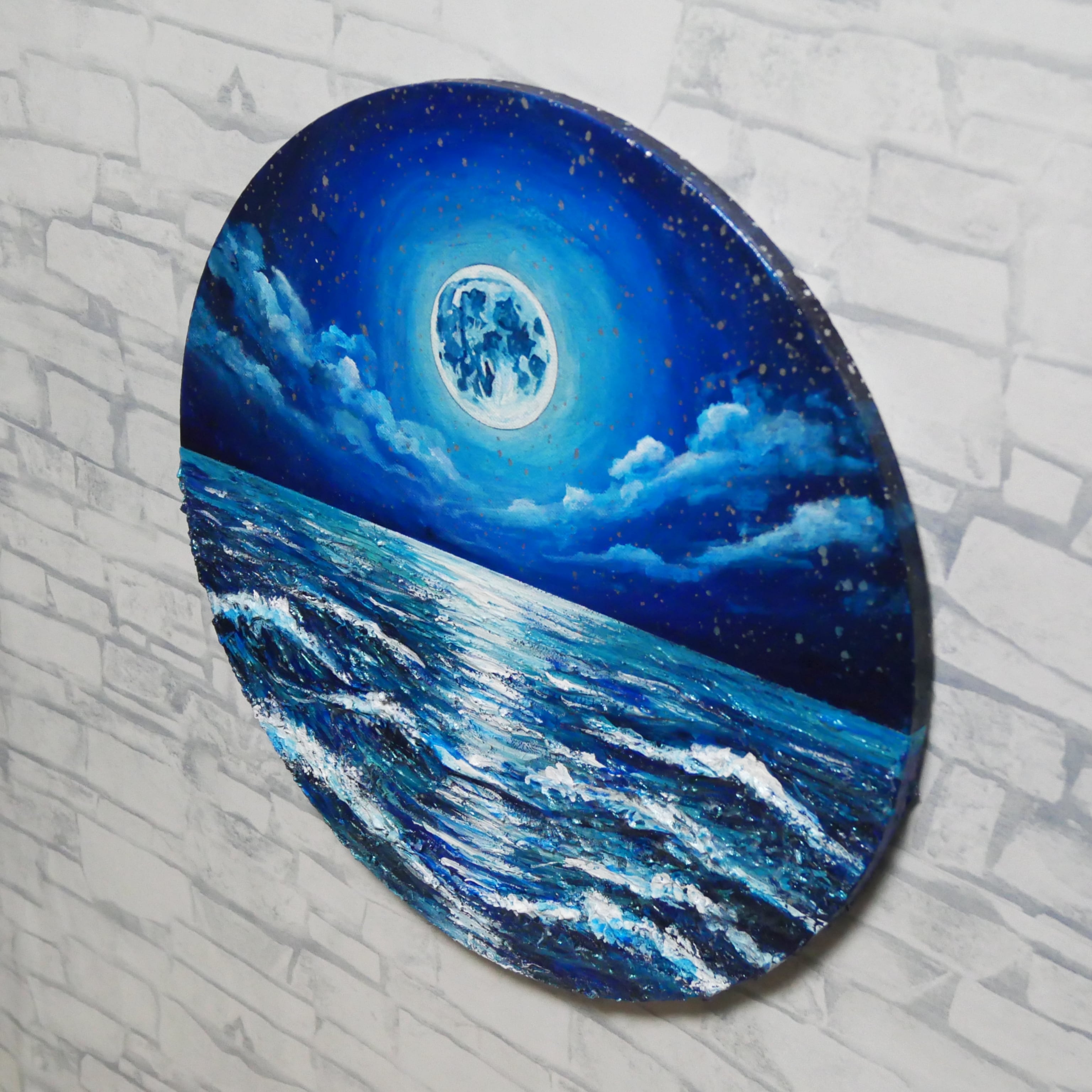 油絵】心を落ち着かせる海景画 丸形「青い満月と輝く海」油彩画