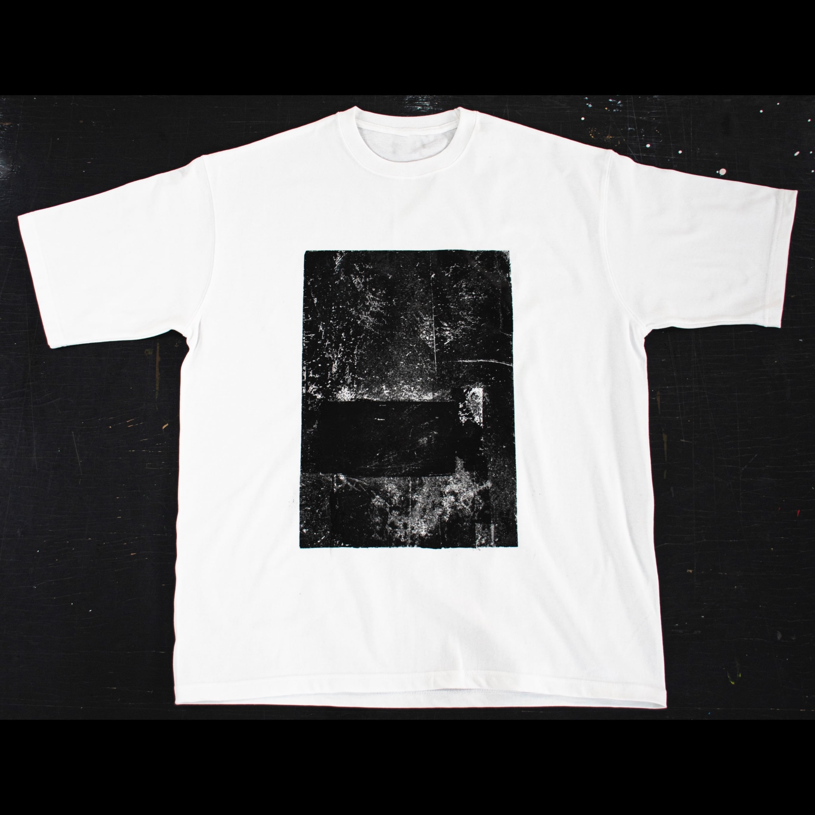黒箔プリントTシャツ/Black | SHINICHI WAKASA 黒箔プリントTシャツ/Black | SHINICHI WAKASA
