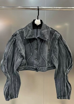 retro collared 3D stitched denim jacket