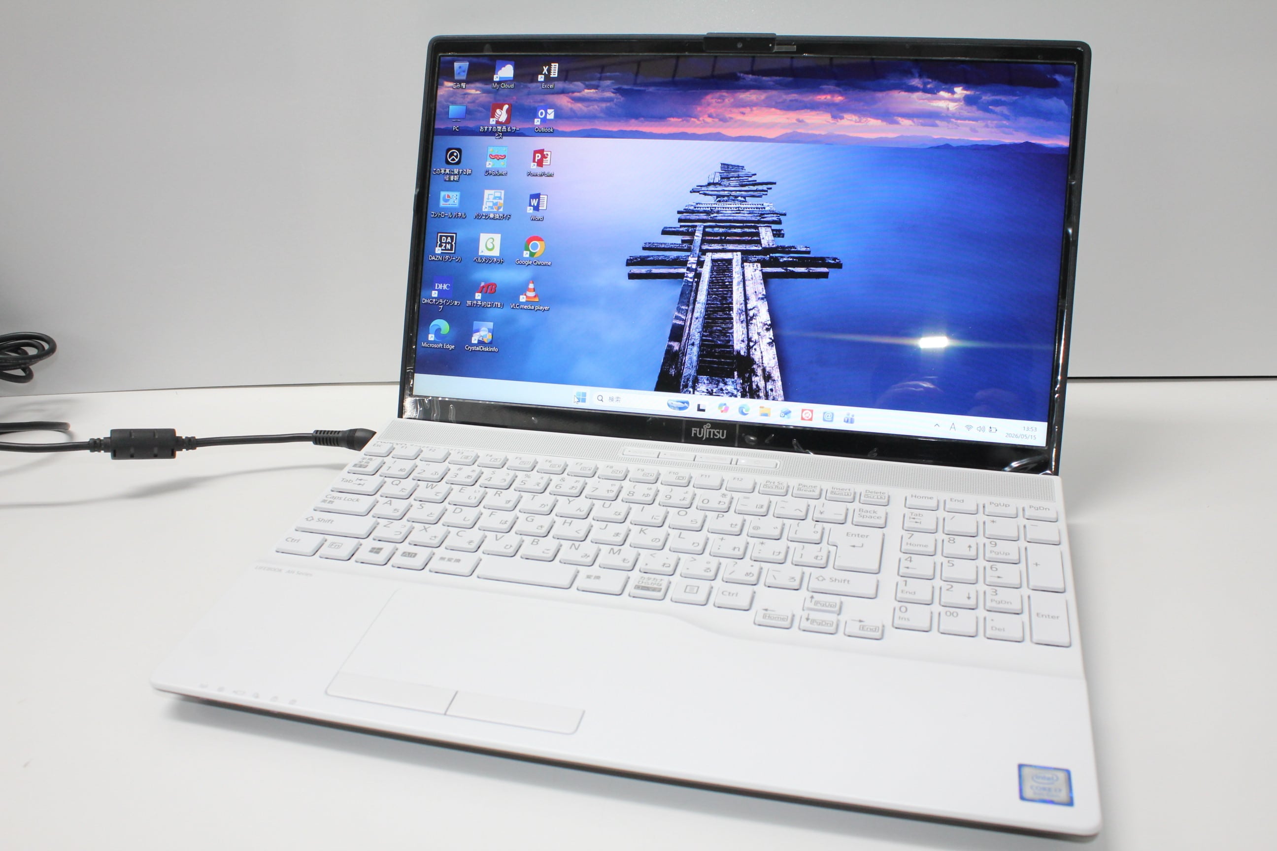 中古ノートPC】富士通〈LIFEBOOK WU2/D2〉Intel Core i7/SSD256GB