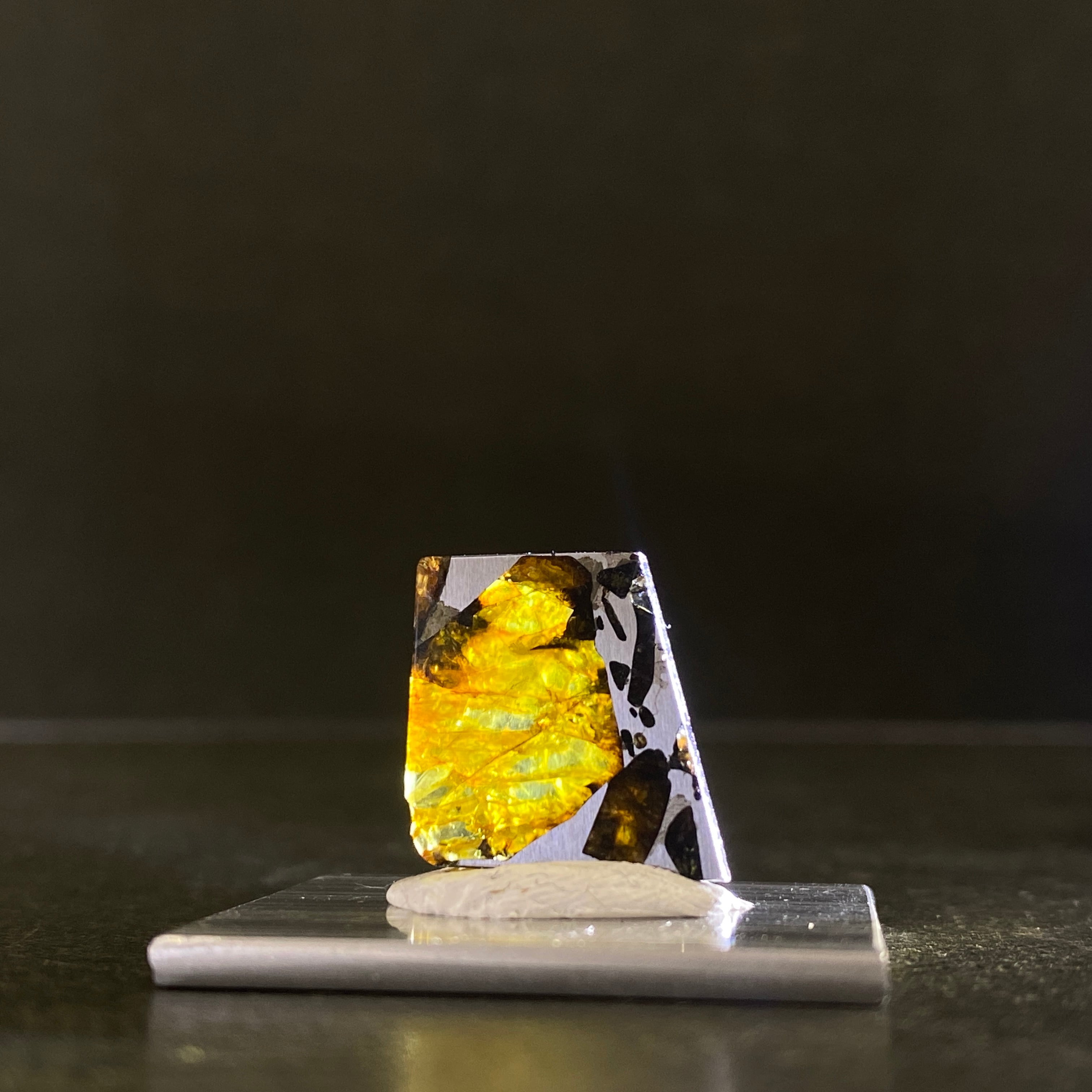 Specimen 原石 | 【隕石屋】METEOS（メテオス）