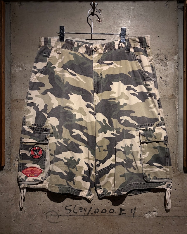 【Caka】“JNCO” Woodland Camouflage Pattern Cargo Shorta