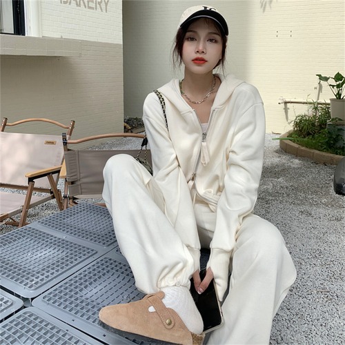 体型カバーに効くダブルジッパーフード付きバーカーコート+ドローストリング スウェットパンツ