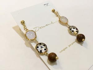 【ピアス変更可能】ponne つぶつぶ3連イヤリング