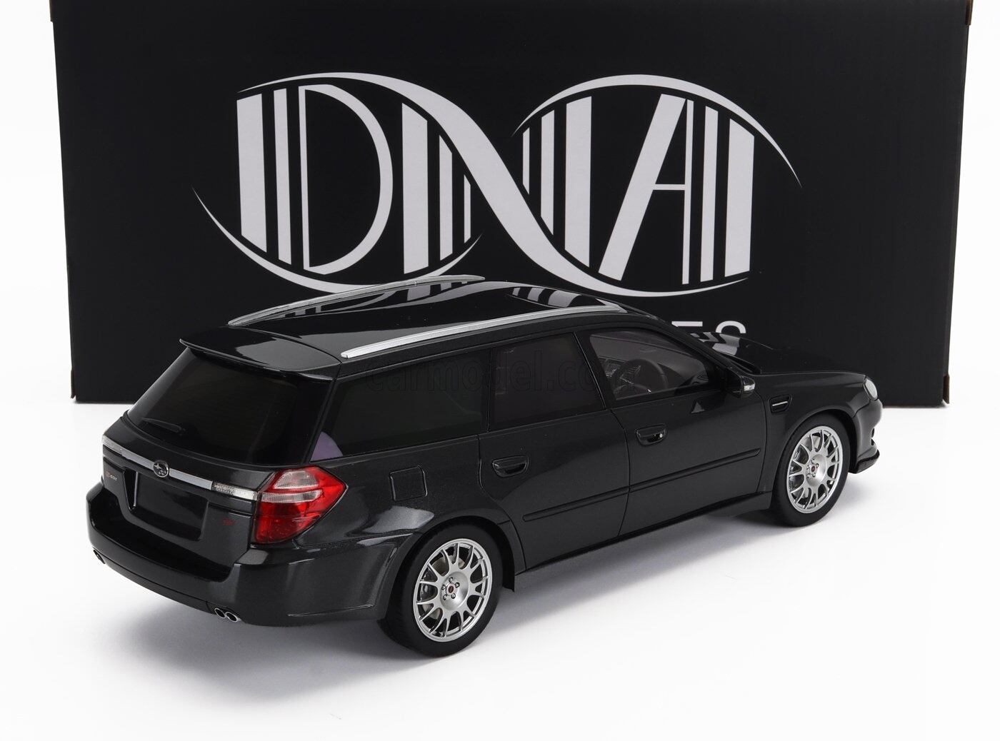 SUBARU LEGACY 1/18スケールモデルミニカー dna109.jpg