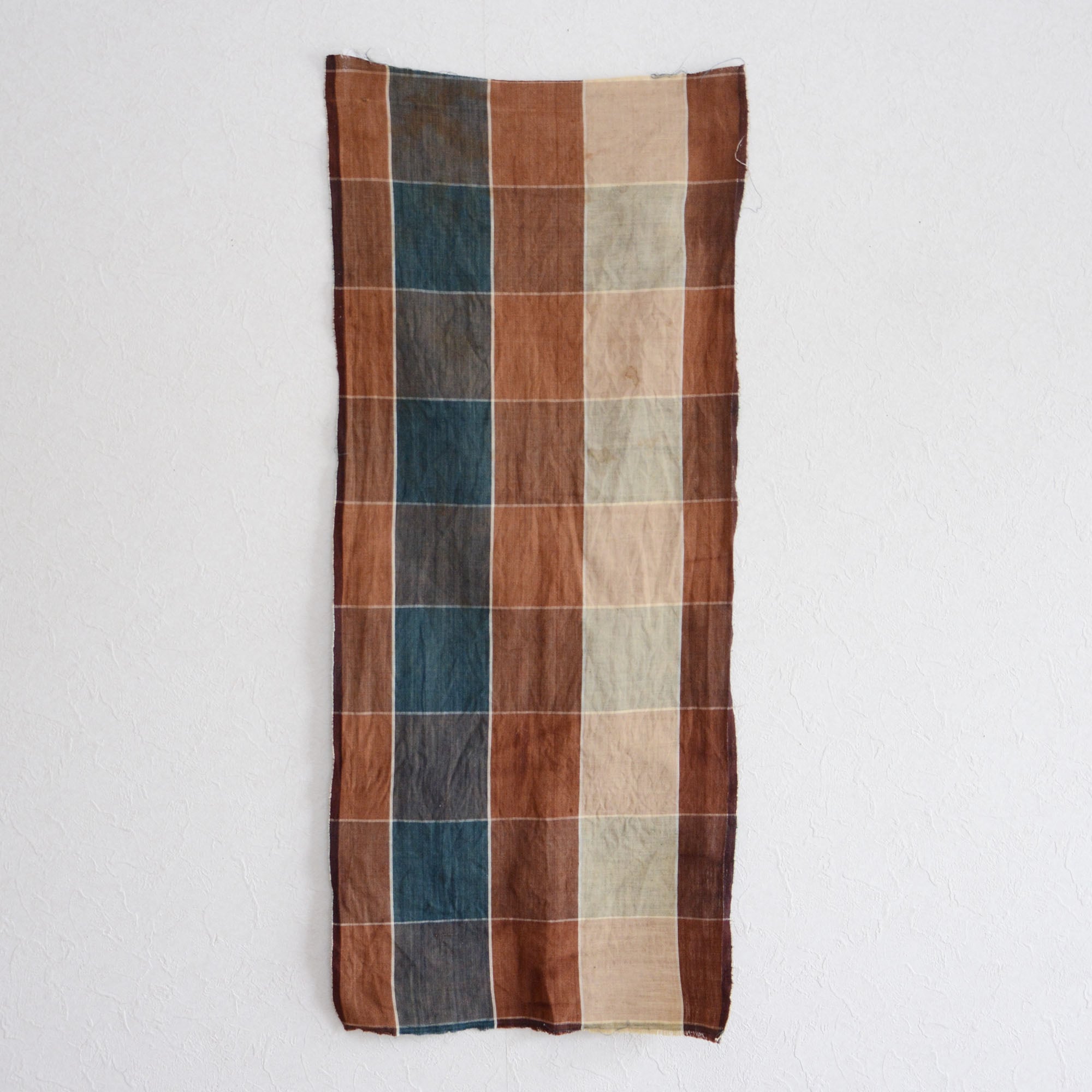 布団皮②　94×154　格子縞 古布 木綿 端切れ 布団皮 解き 格子模様 4枚セット リメイク素材 ジャパンヴィンテージ ファブリック テキスタイル 昭和レトロ |  Japanese Fabric Scraps Cotton Futon Cover Vintage Set of 4 Check Pattern |  難波商店 |