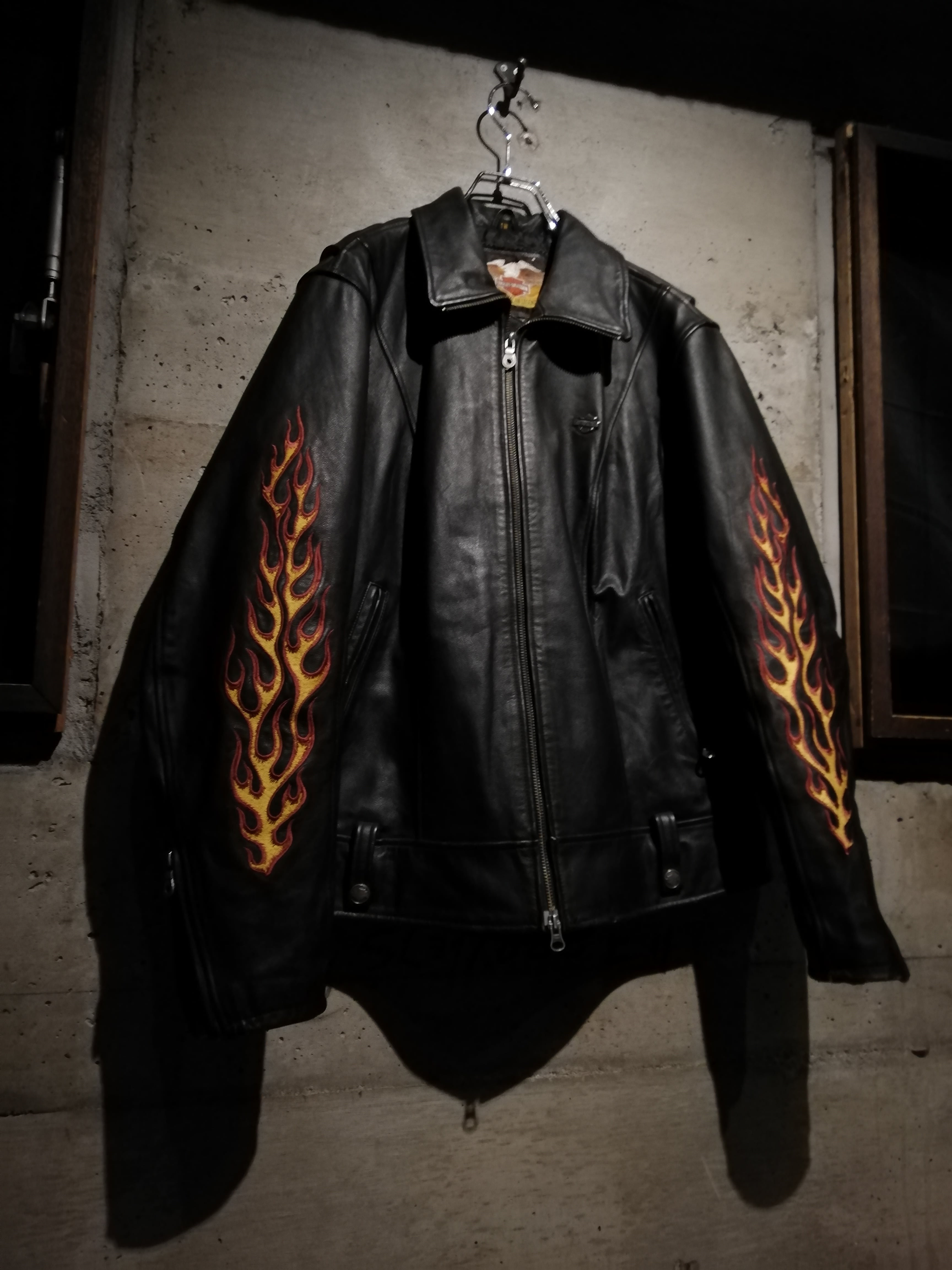 Caka】“Harley-Davidson” Flame Embroidery Leather Jacket | Caka