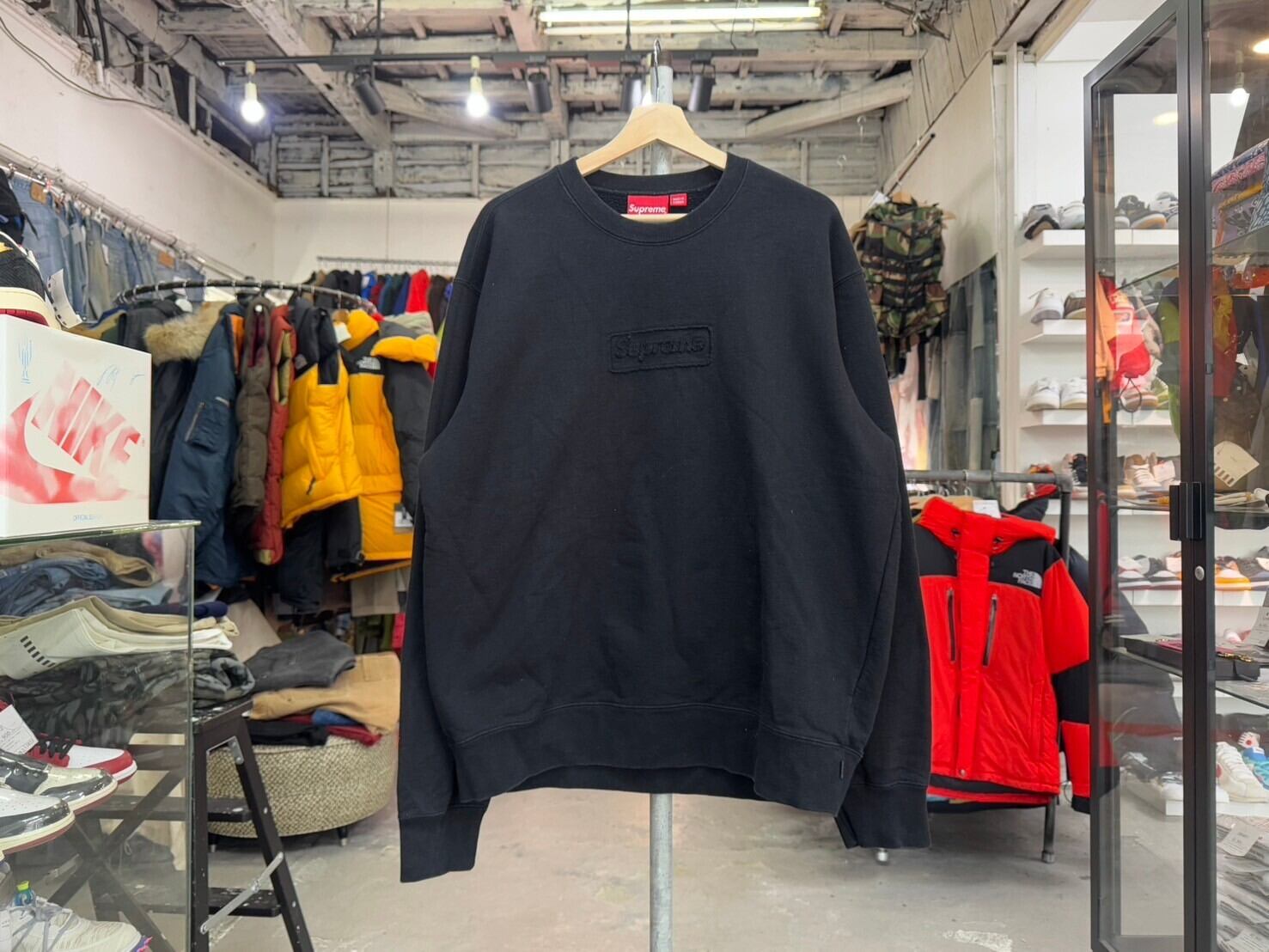 Supreme CUTOUT LOGO CREWNECK BLACK XL 42536 | BRAND BUYERS OSAKA 