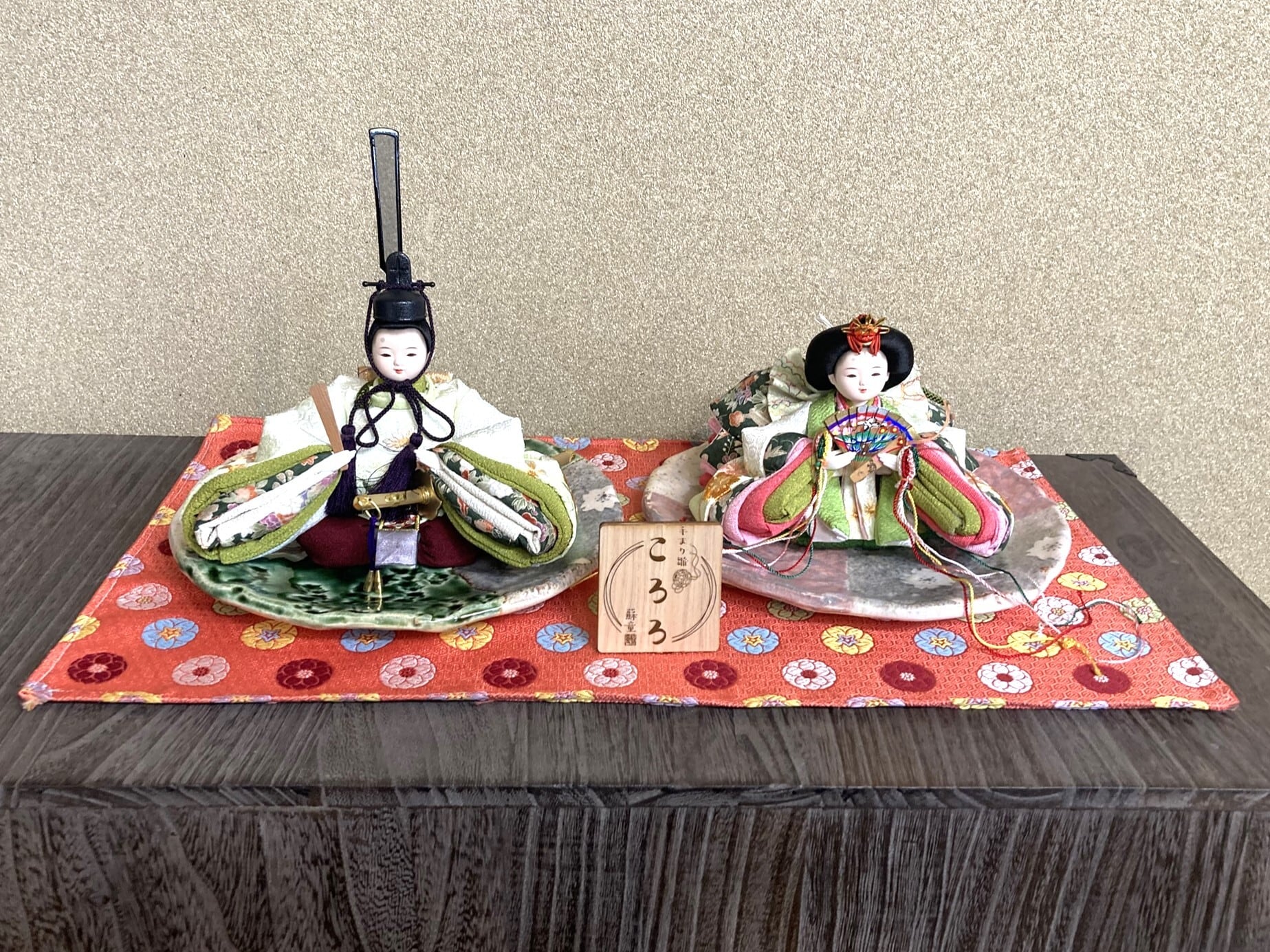 手まり雛 ころろ』紺桜 二人飾り（税込価格） | 《手まり雛ころろ