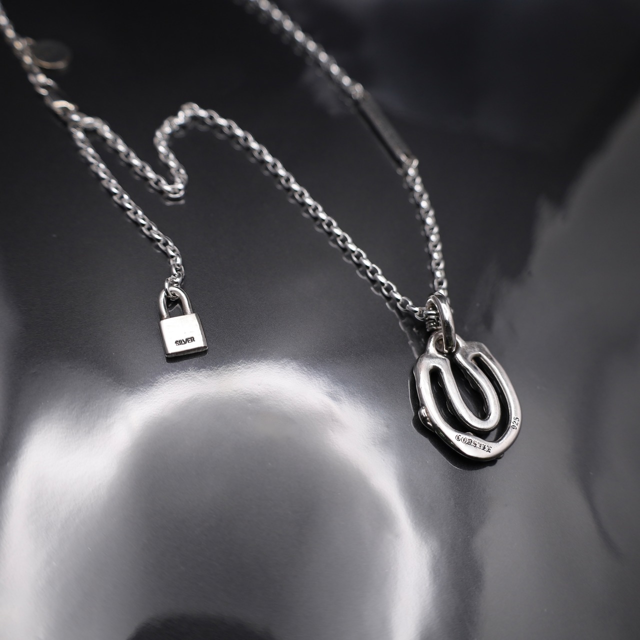 OPEN HORSESHOE #1 with GODSIZE® I.D. TAG NECKLACE / オープンホースシュー #1 ゴッドサイズ® I.D.タグネックレス