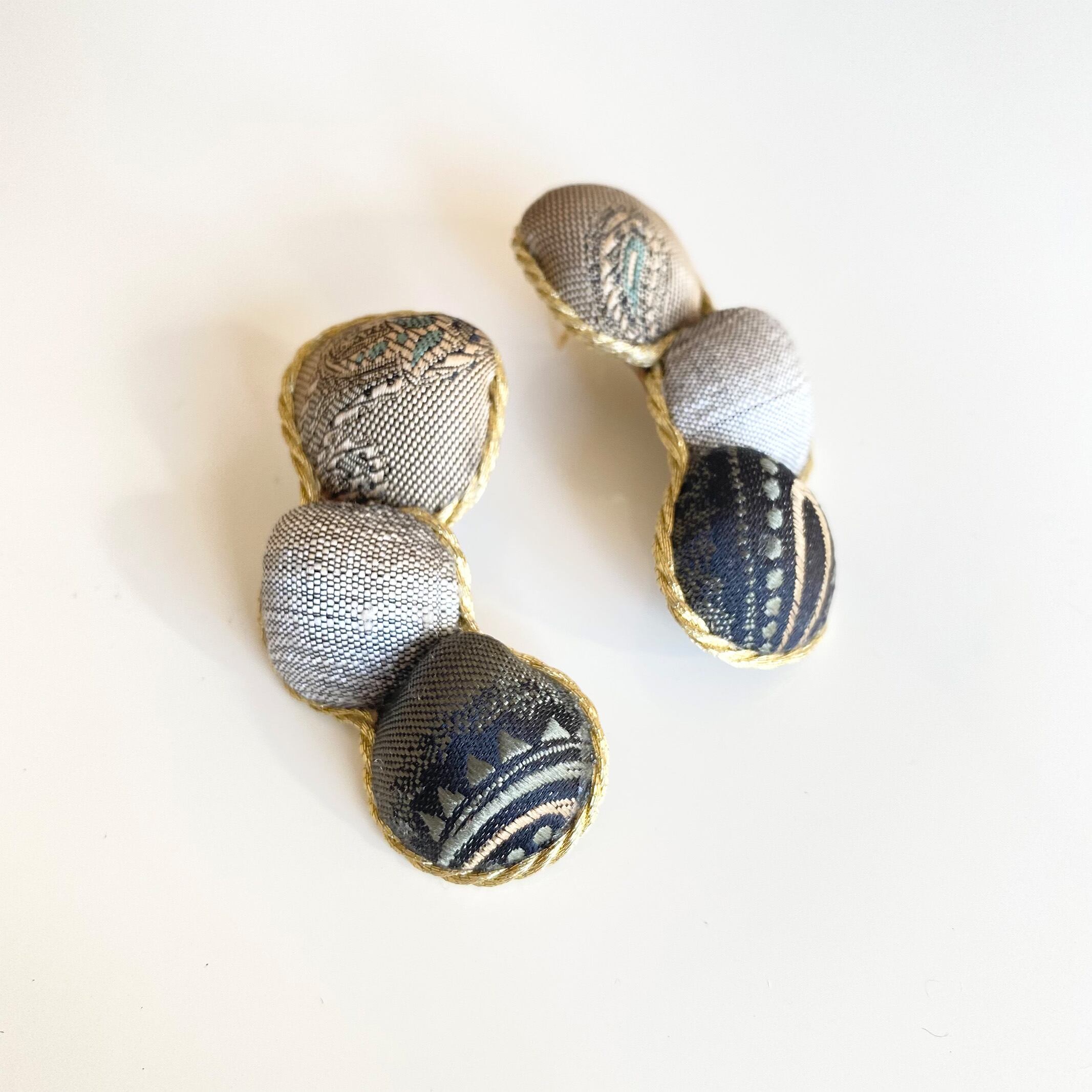 3連ピアス／博多織_6