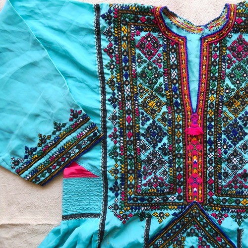 バロチスタンドレス｜スカイブルー