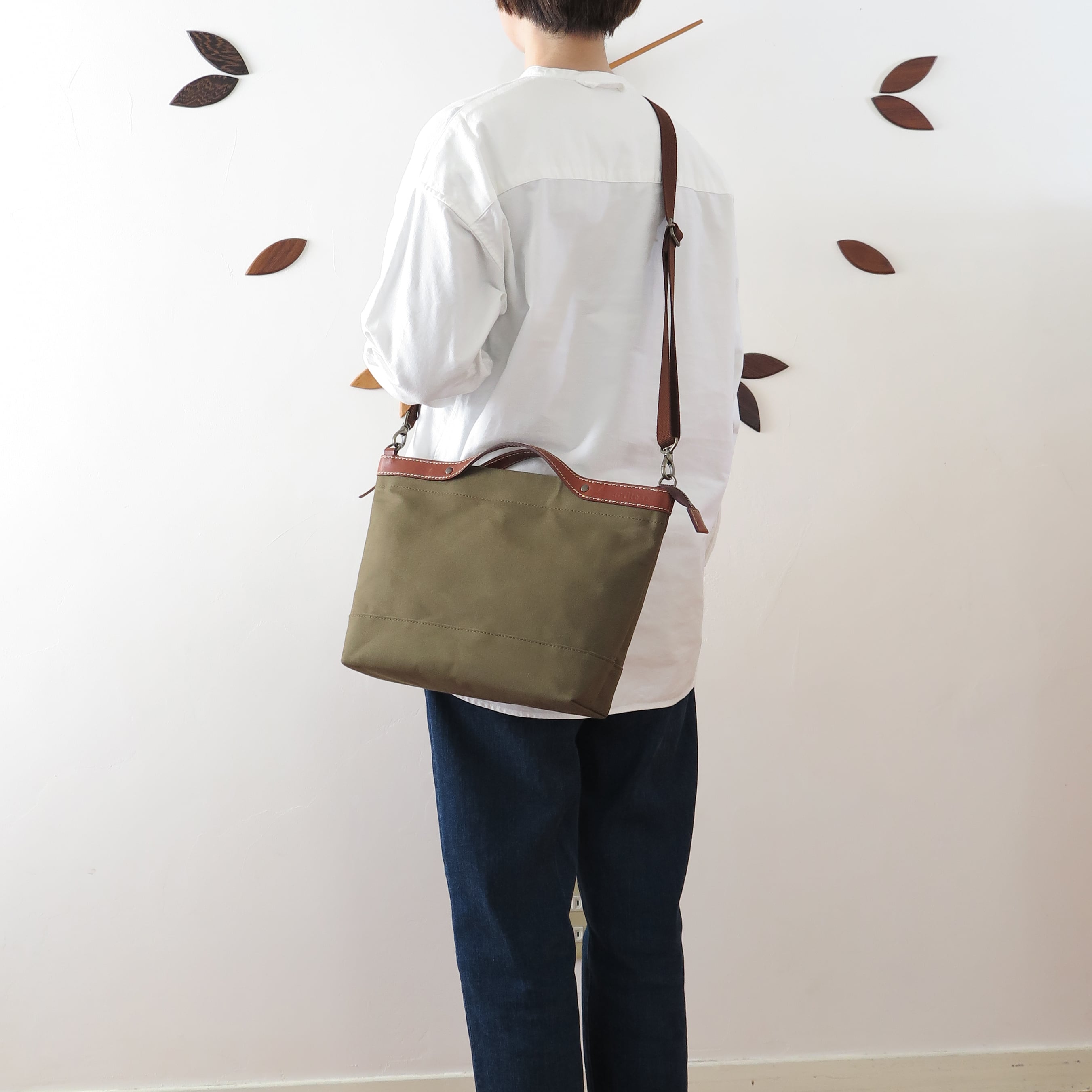 Paraffin canvas 2WAY (tote & Shoulder) bag 「advantage」KHAKI
