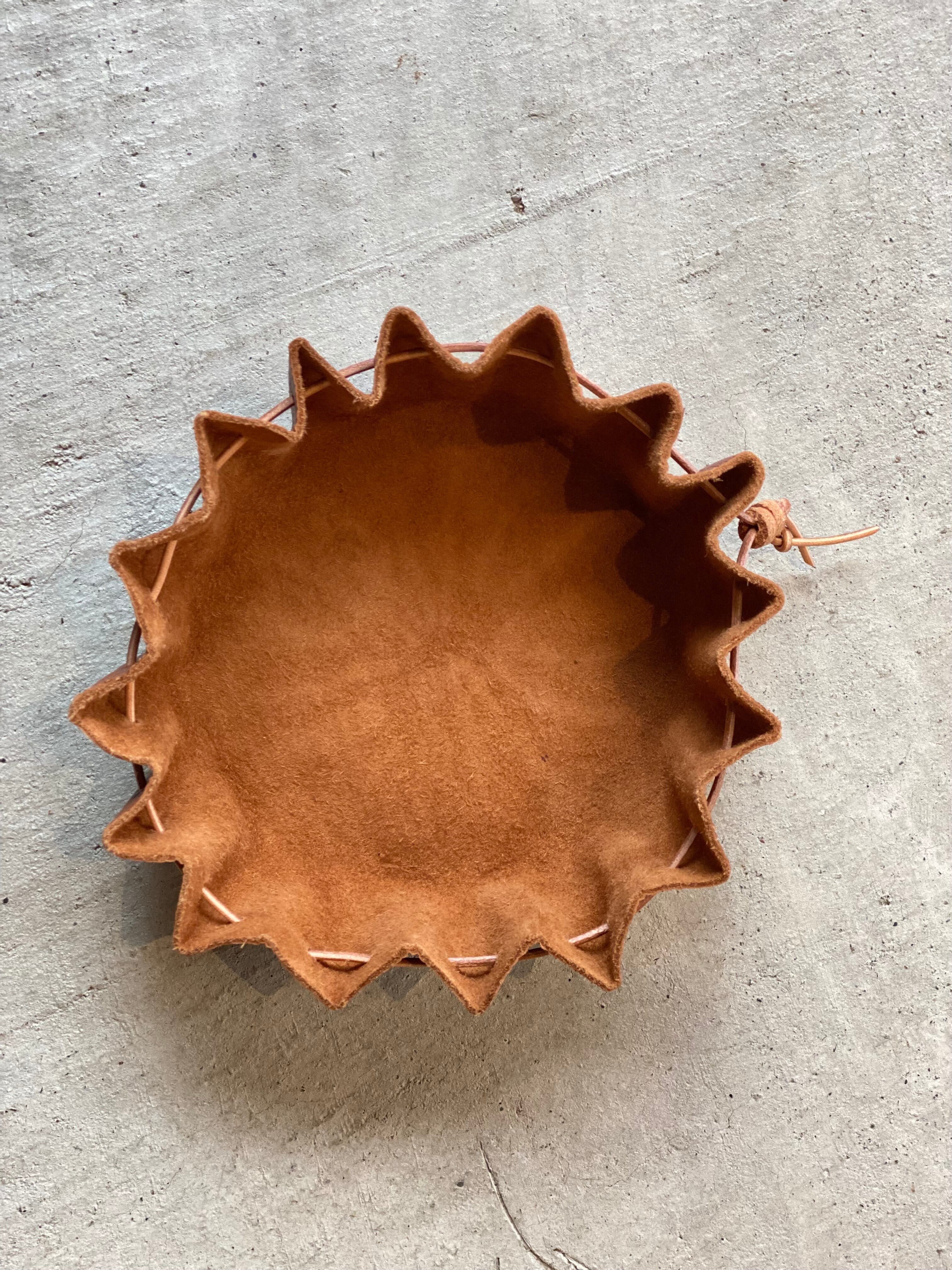 atelier09 鹿革のティンダーポーチ ブラウン | YAU Azumino Outdoor atelier09 鹿革のティンダーポーチ ブラウン | YAU Azumino Outdoor