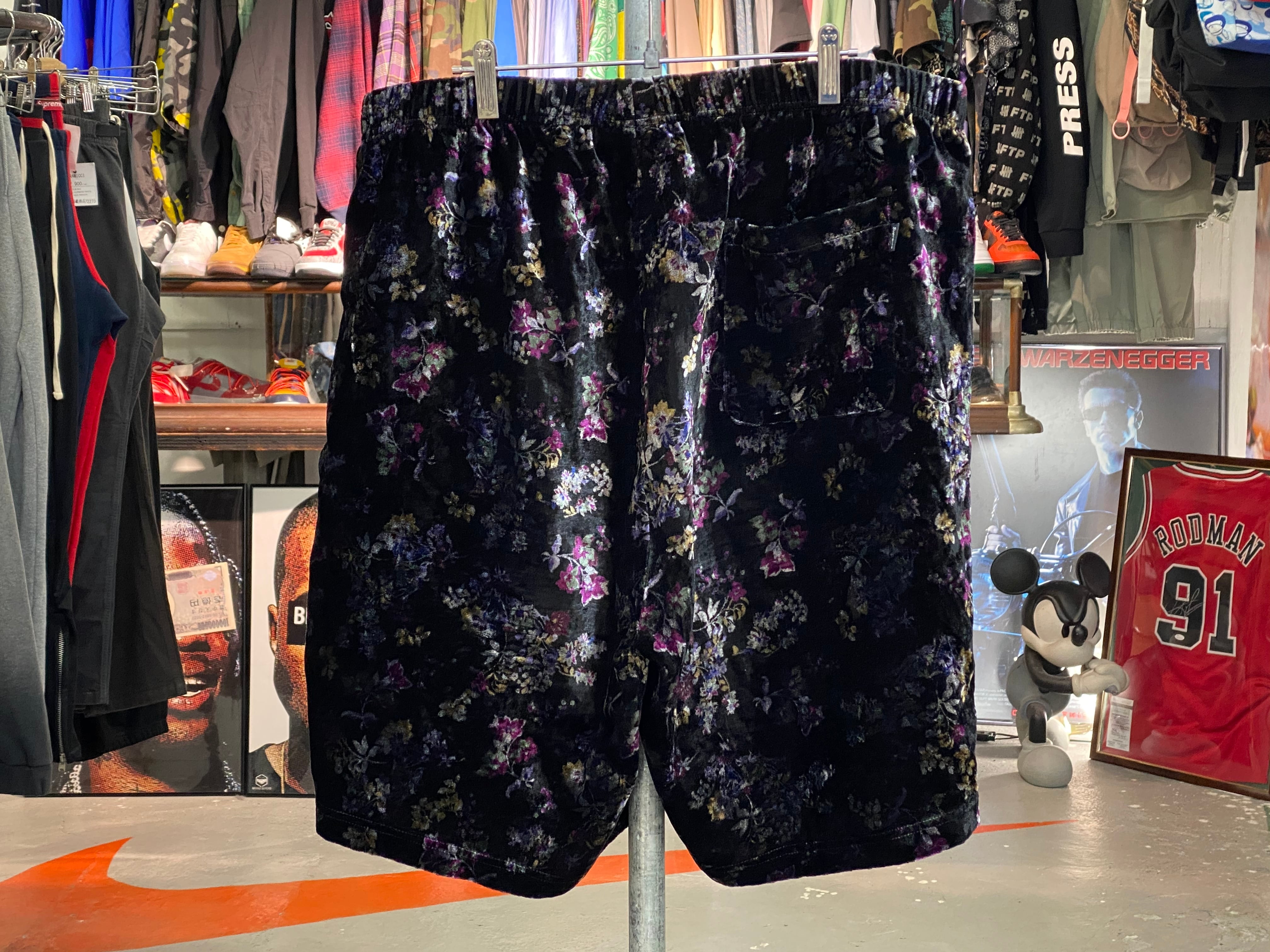 Supreme Floral Velour Short
