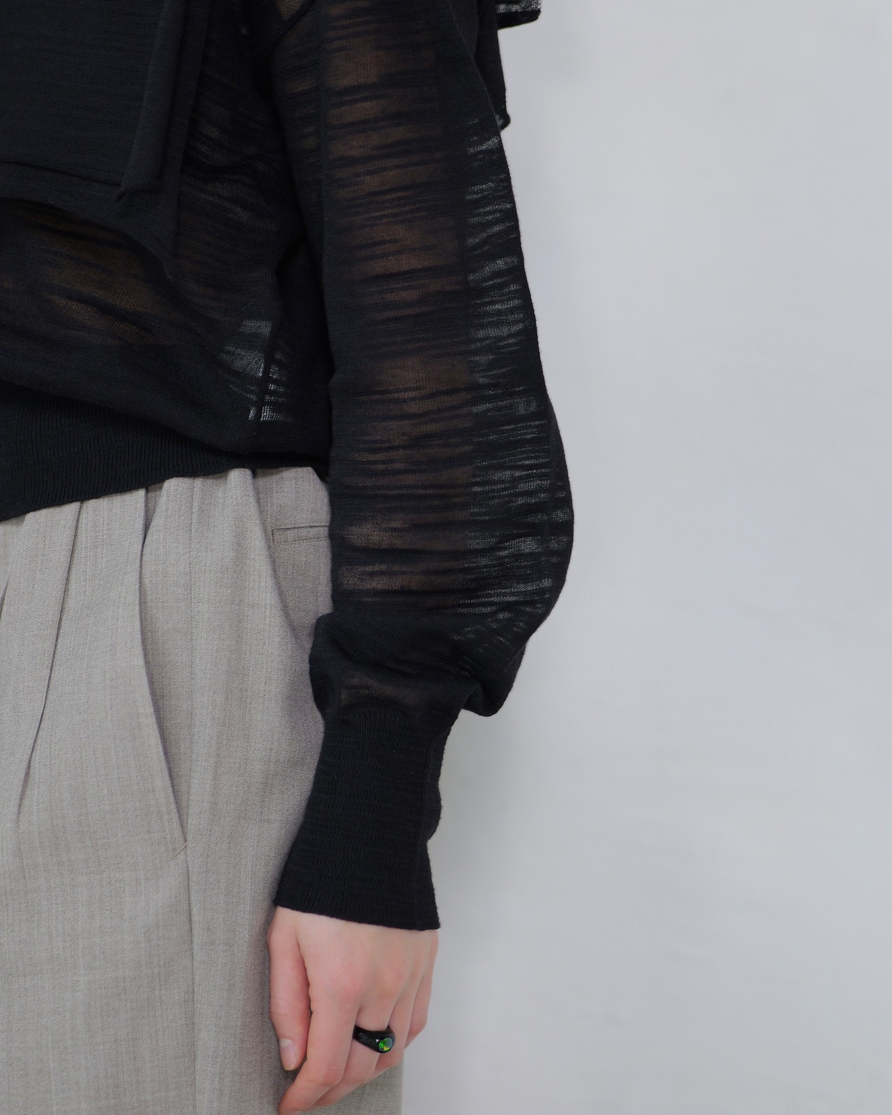 kotohayokozawa - TD V-NECK SHEER KNIT ：Black｜シアー／Vネック／デコレーション