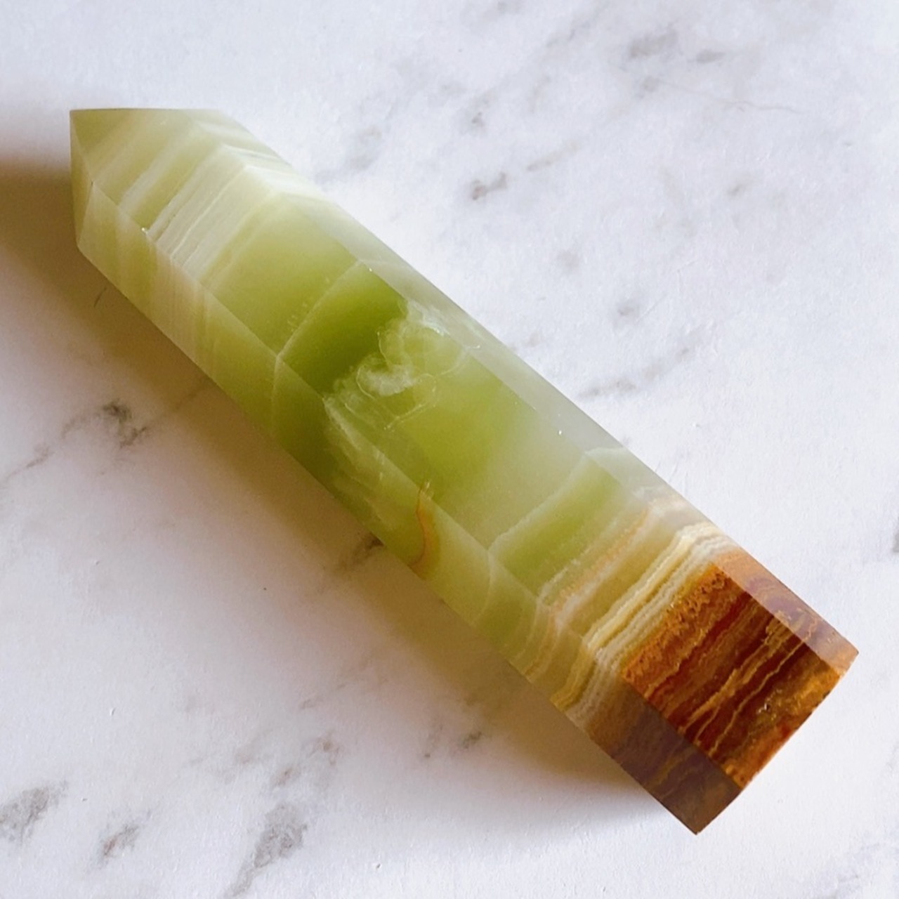 アフガニスタン産ジェイド(翡翠)タワー