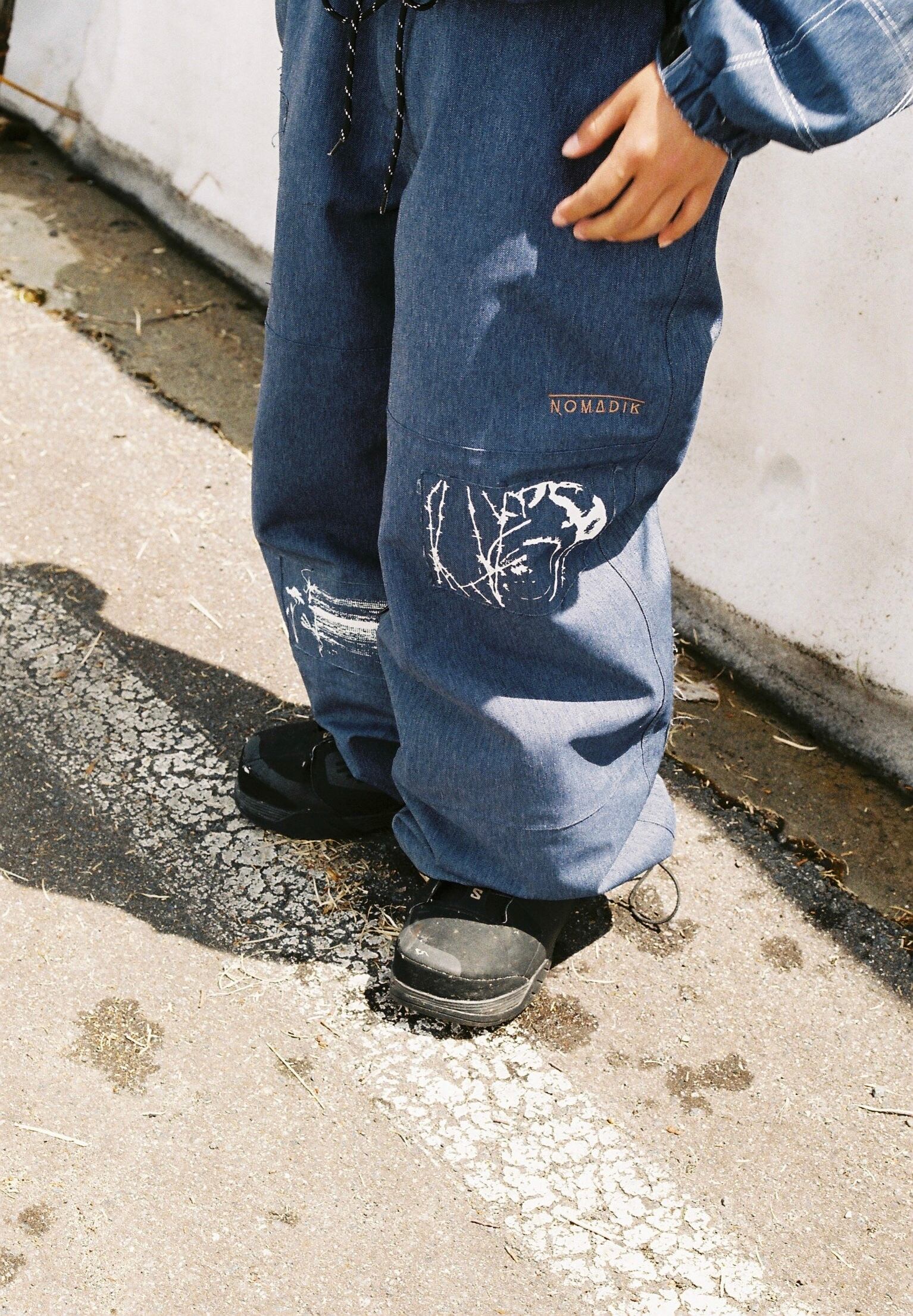 スノーボード NOMADIK THICK PANTS DM PATCH Lsize THICK PANTS DM PATCH | NOMADIK STORE