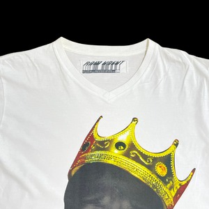 【RAW UNCUT】ノトーリアス・B.I.G ラップTシャツ ビギー フォトプリント 王冠 白t Vネック L 半袖 Notorious B.I.G US古着