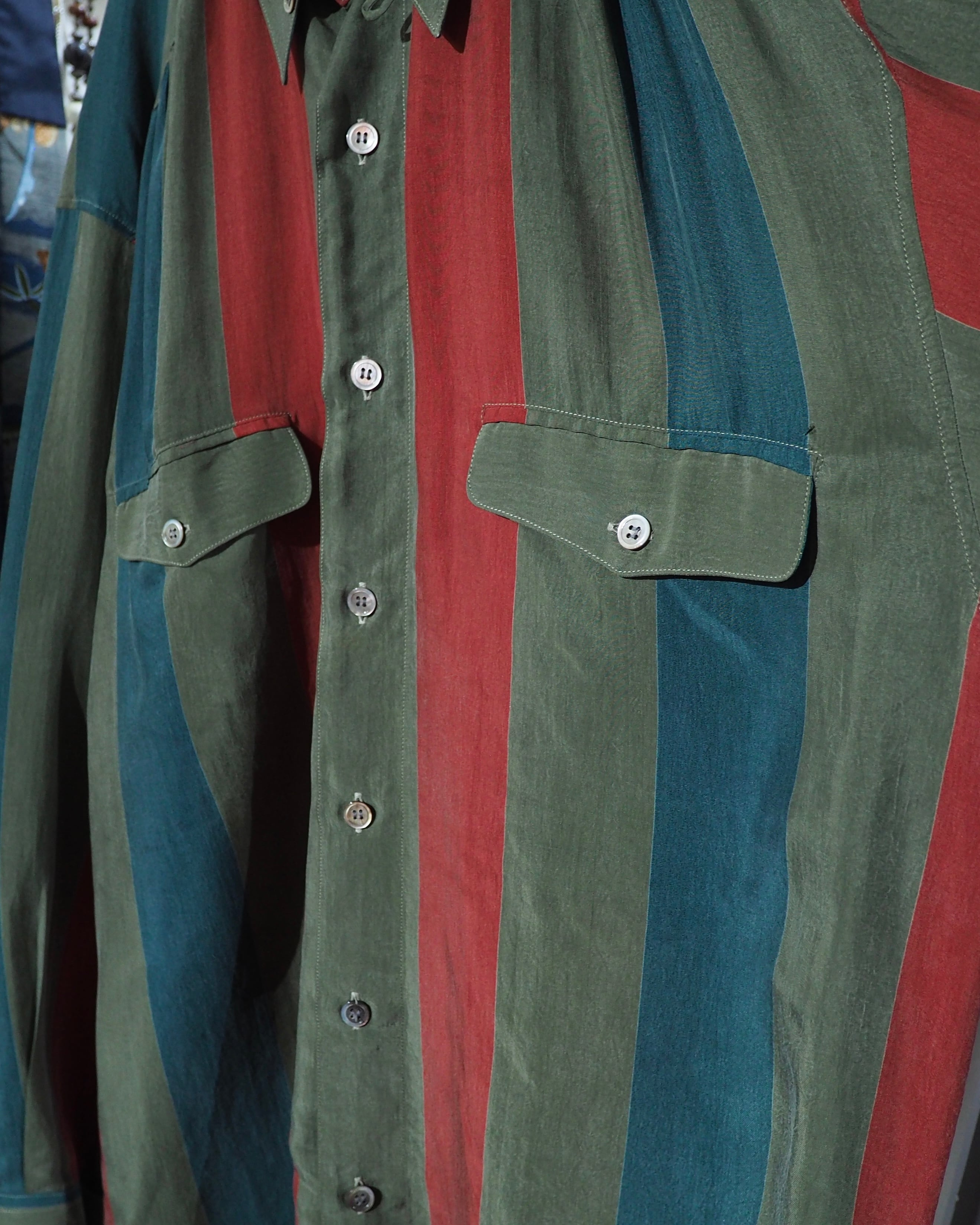 1980s ” BARBANO ” Tricolore stripe pattern vintage Drape loose Shirt