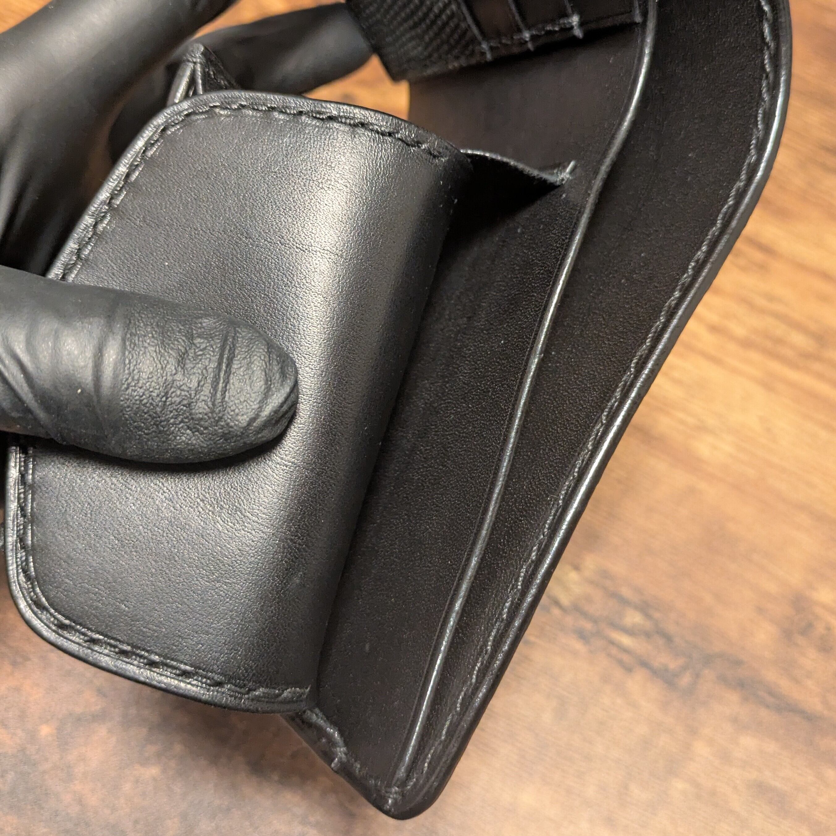 ハーフウォレット ヌバックリザード～Billfold wallet nubuck lizard