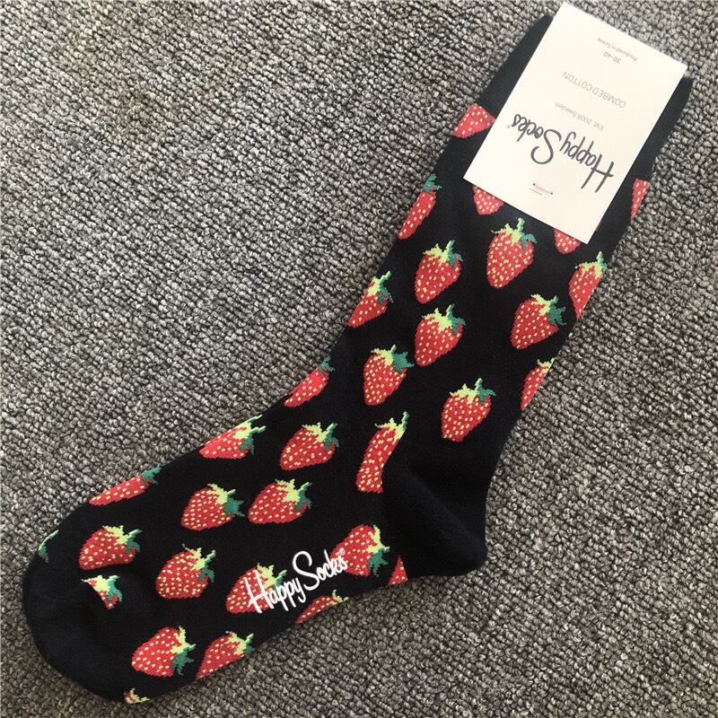 予約商品】22〜24cm 靴下 いちご柄 靴下 | strawberry by cocoLily.