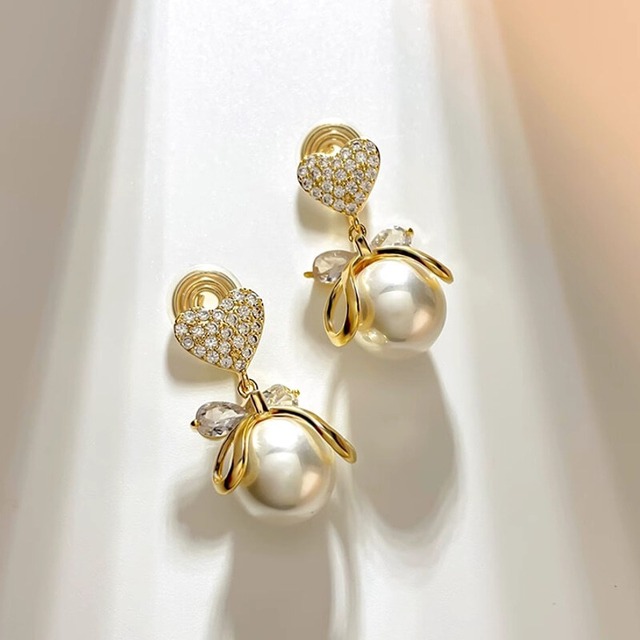 Heart clip pearl earrings　B289