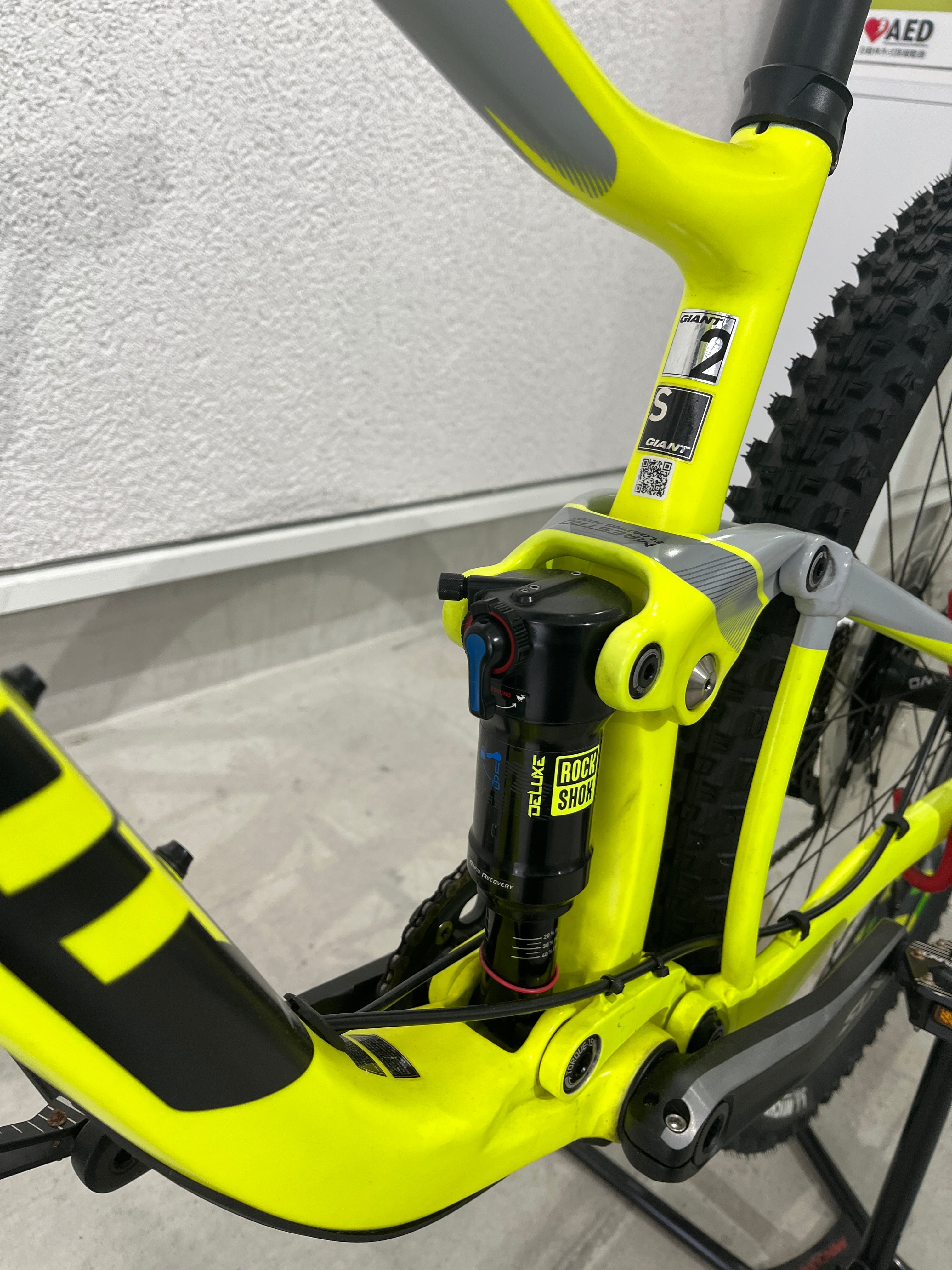 GIANT ANTHEM ADVANCED 2 2018年モデル 極上中古車 フルサスMTB 土