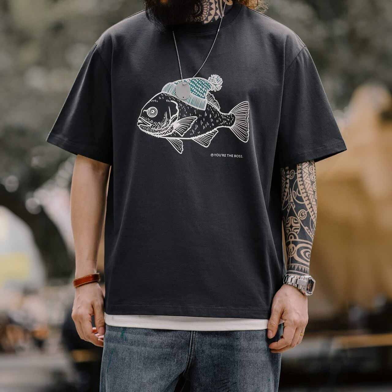 フィッシュグラフィックボリュームシルエットTシャツ 2col   A00199