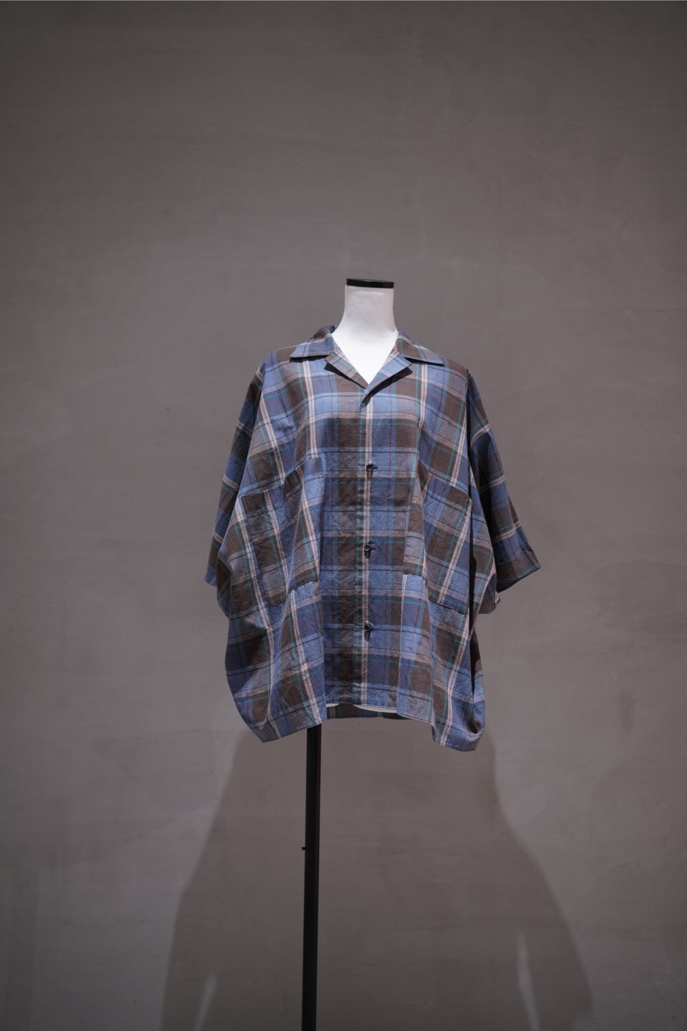 BASIS BROEK dolman sleeve shirt Blue check | Connecter Tokyo by Brand  Collective