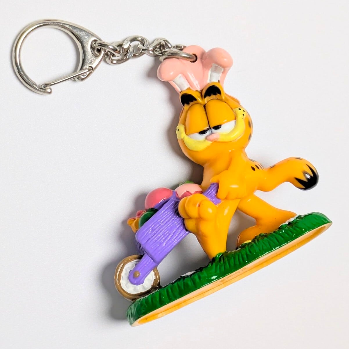 ☆VINTAGE 80'☆【 Garfield ( ガーフィールド ) 】 PVCフィギュア キーホルダー イースターバニー / ピンク 〚アメリカン雑貨 アメトイ〛