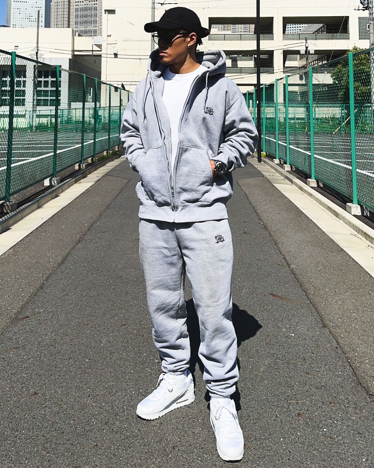 ARABIC ONE POINT HEAVY WEIGHT ZIP UP SWEAT HOODIE - GRAY