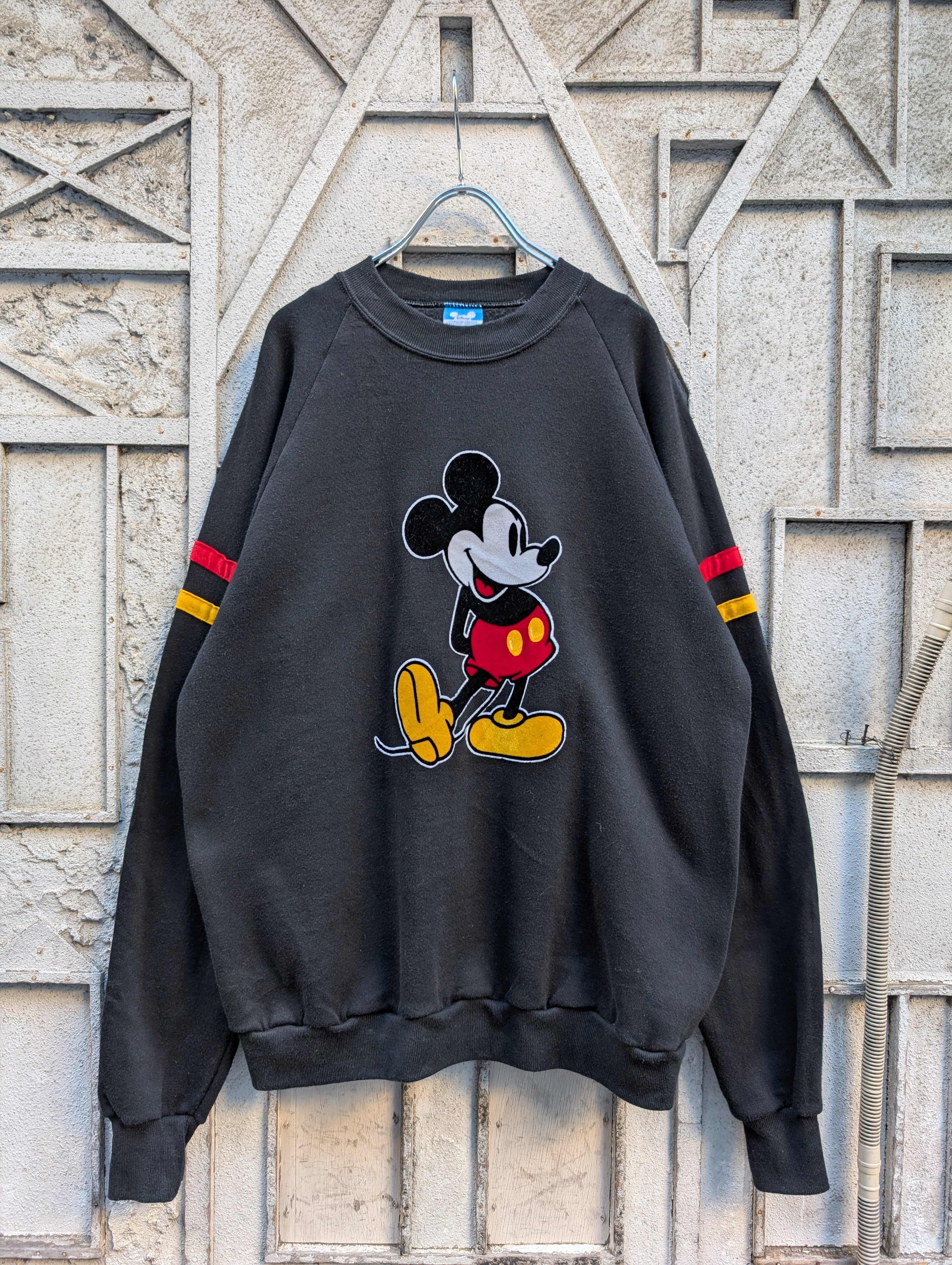 "MICKEY MOUSE" flocky print sweat / made in USA