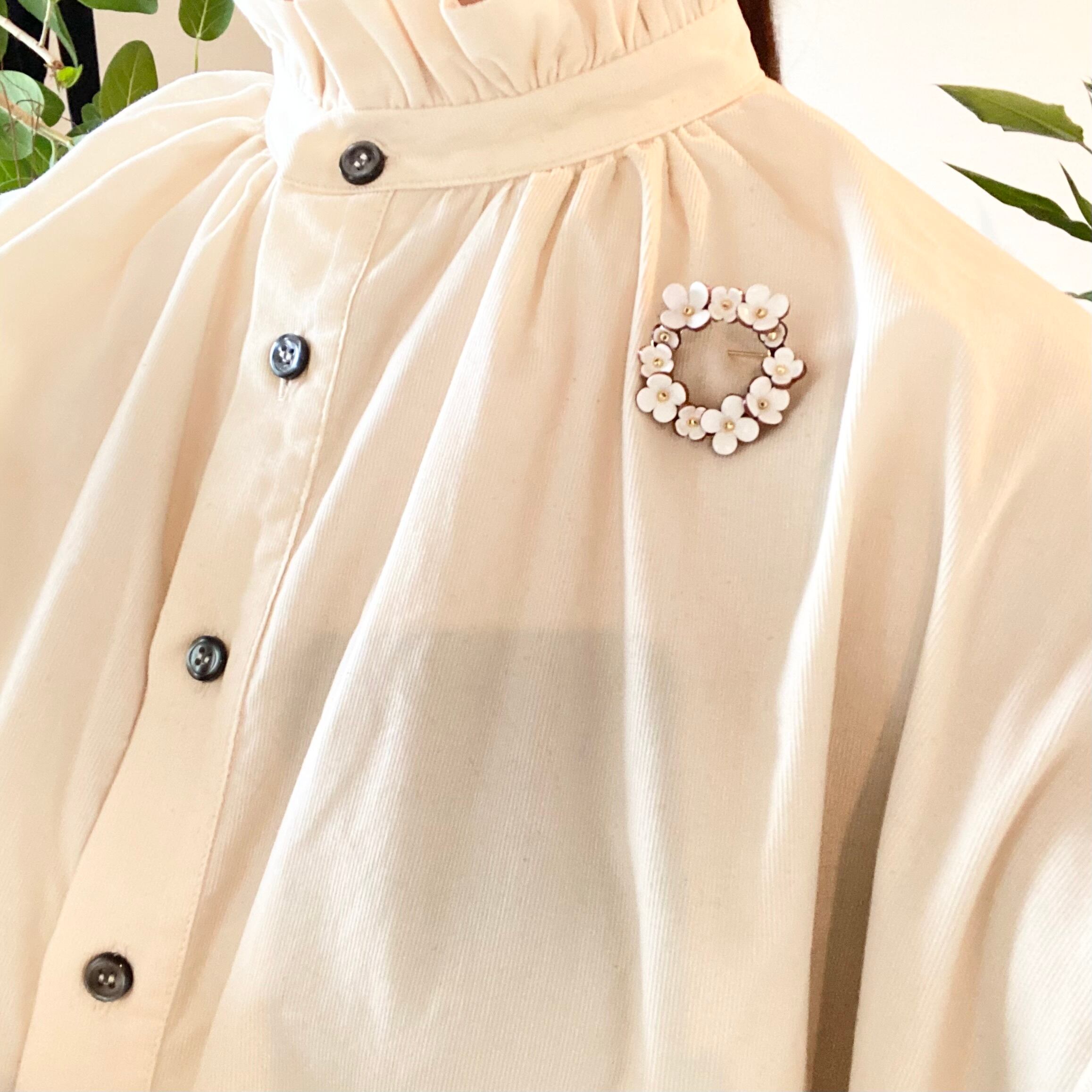 手作りキット】フラワーリースブローチ(ホワイトカラー