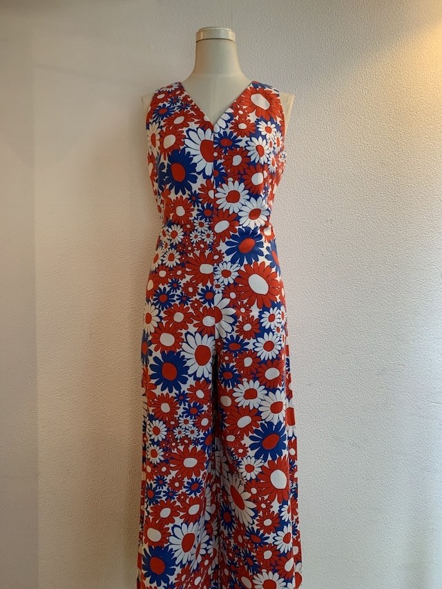 1960's Flower Pattern No Sleeve All in One